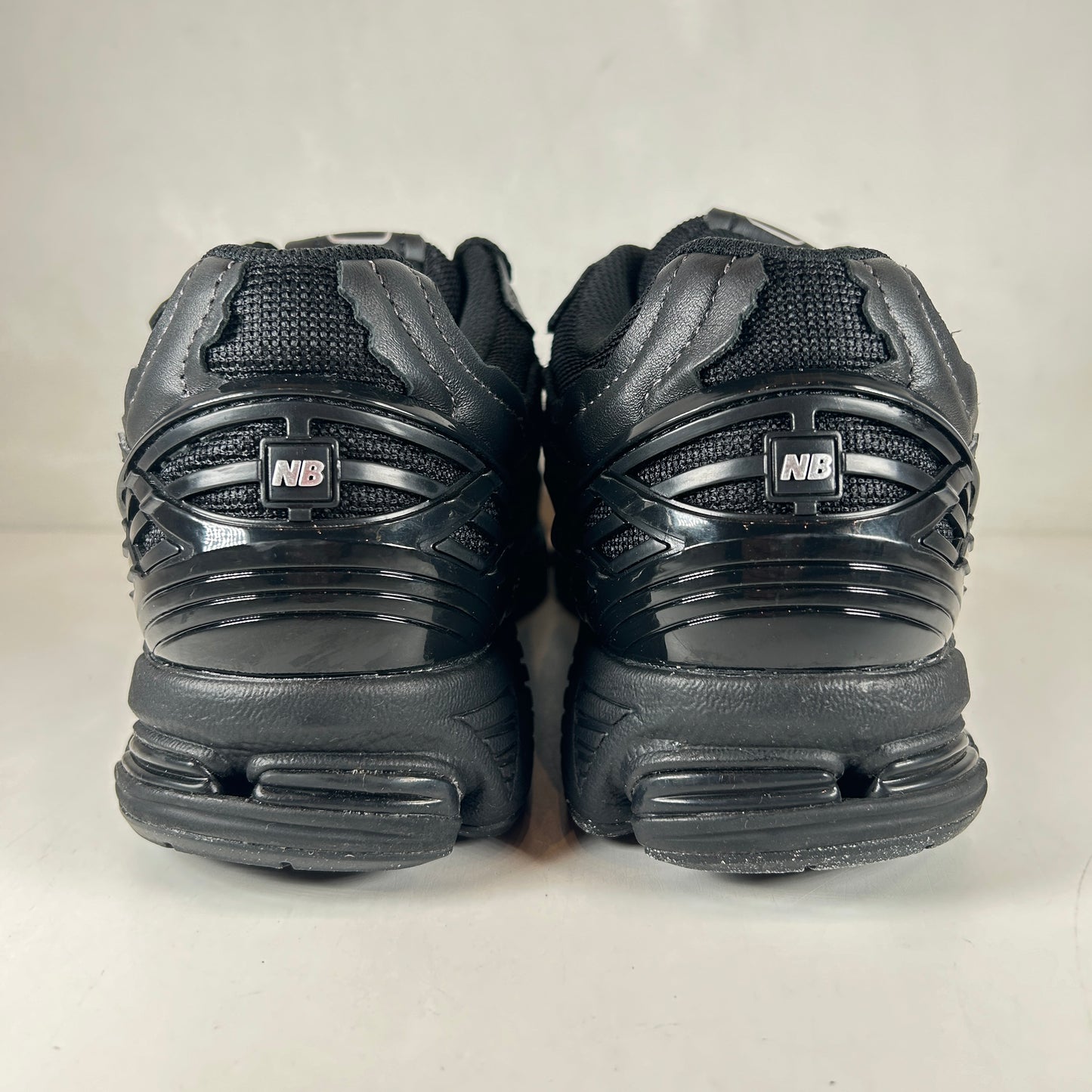 M1906DF New Balance 1906D Protection Pack Black Leather [USED] - 11.5 M (VNDS)