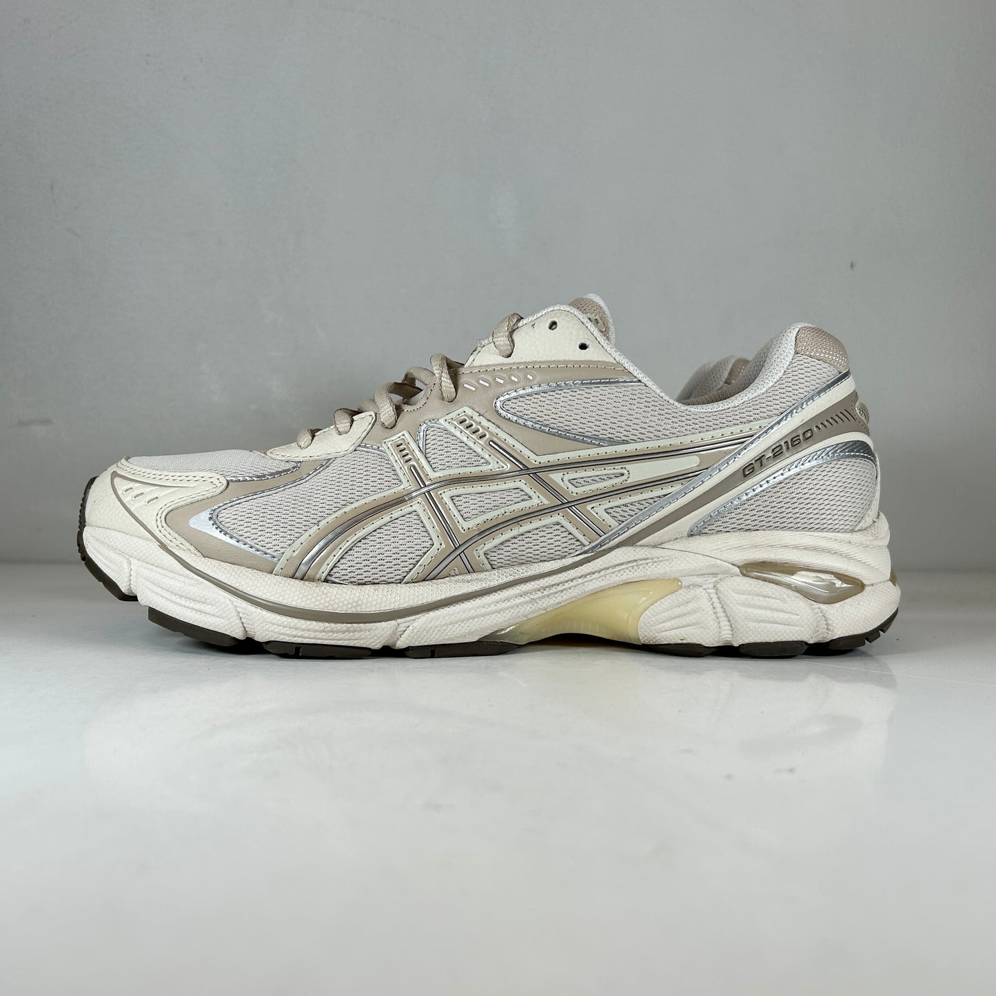1203A320 250 ASICS Gel-2160 Oatmeal Simply Taupe [USED] - 9 M (Used) (No Box)