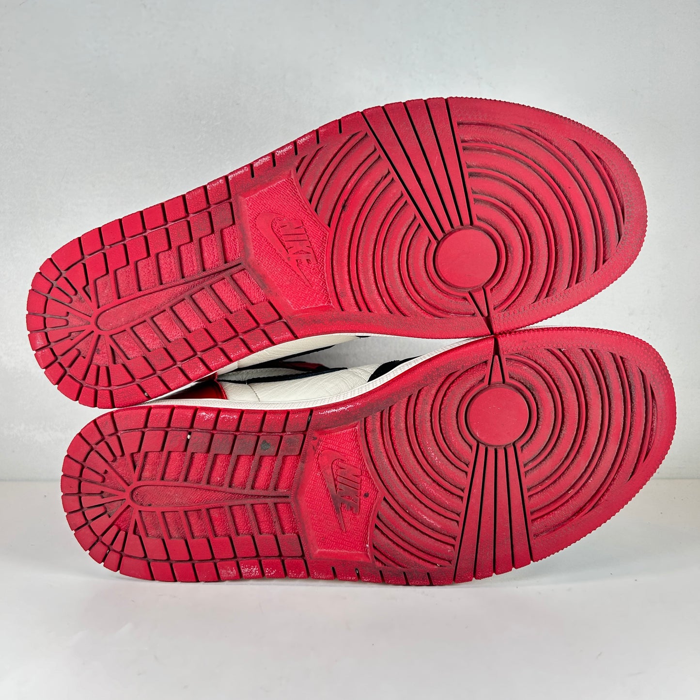 555088 610 Jordan 1 Bred Toe [USED] - 10 M (Used)