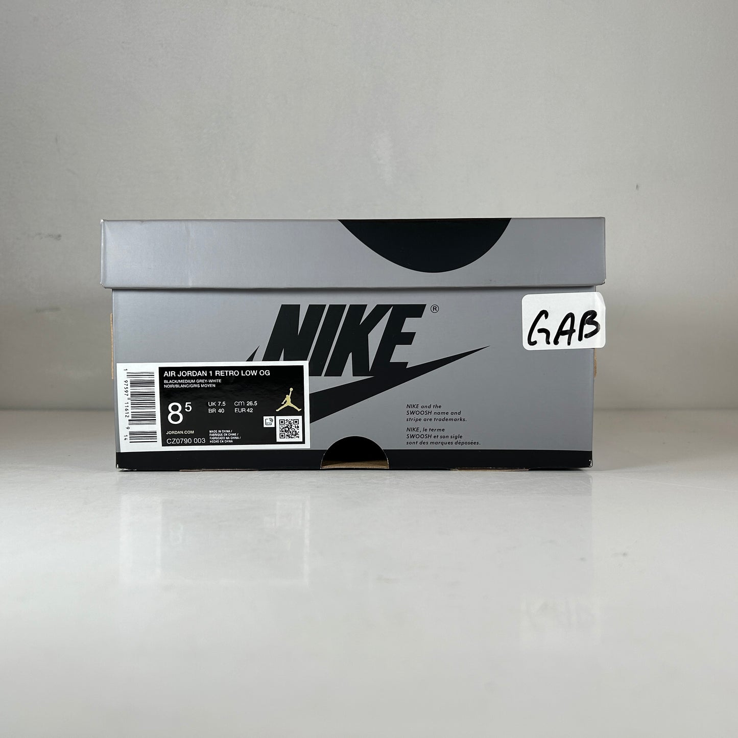 CZ0790 003 Jordan 1 Low OG Shadow (2024) [USED] - 8.5 M (Used)