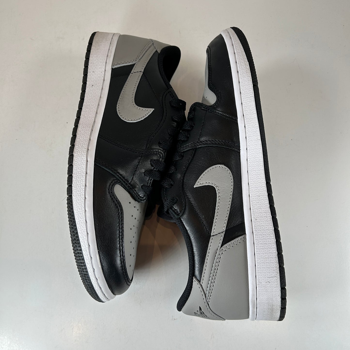 CZ0790 003 Jordan 1 Low OG Shadow (2024) [USED] - 8.5 M (Used)