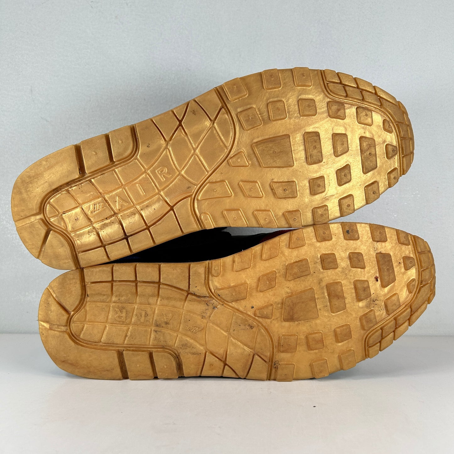 910772 001 Nike Air Max 1 Master [USED] - 10.5 M (Used) (No Box)
