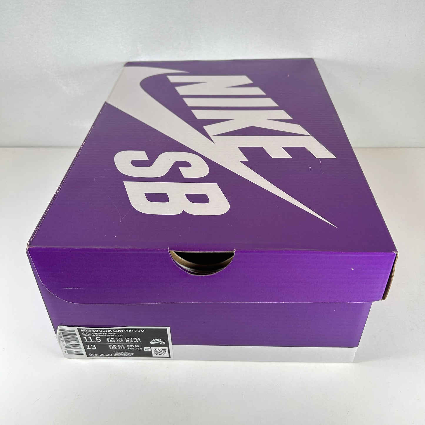 DV5429 601 Nike SB Dunk Low Mystic Red Rosewood [USED] - 11.5 M (Used)