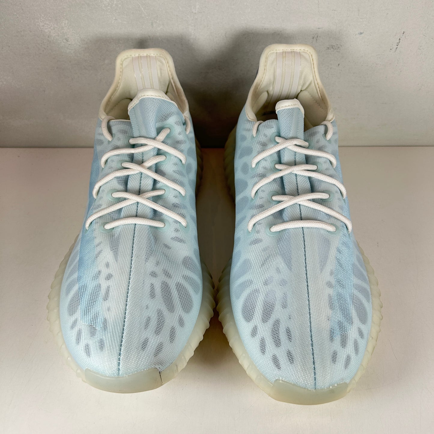 GW2869 adidas Yeezy Boost 350 V2 Mono Ice [USED] - 10 M (VNDS)