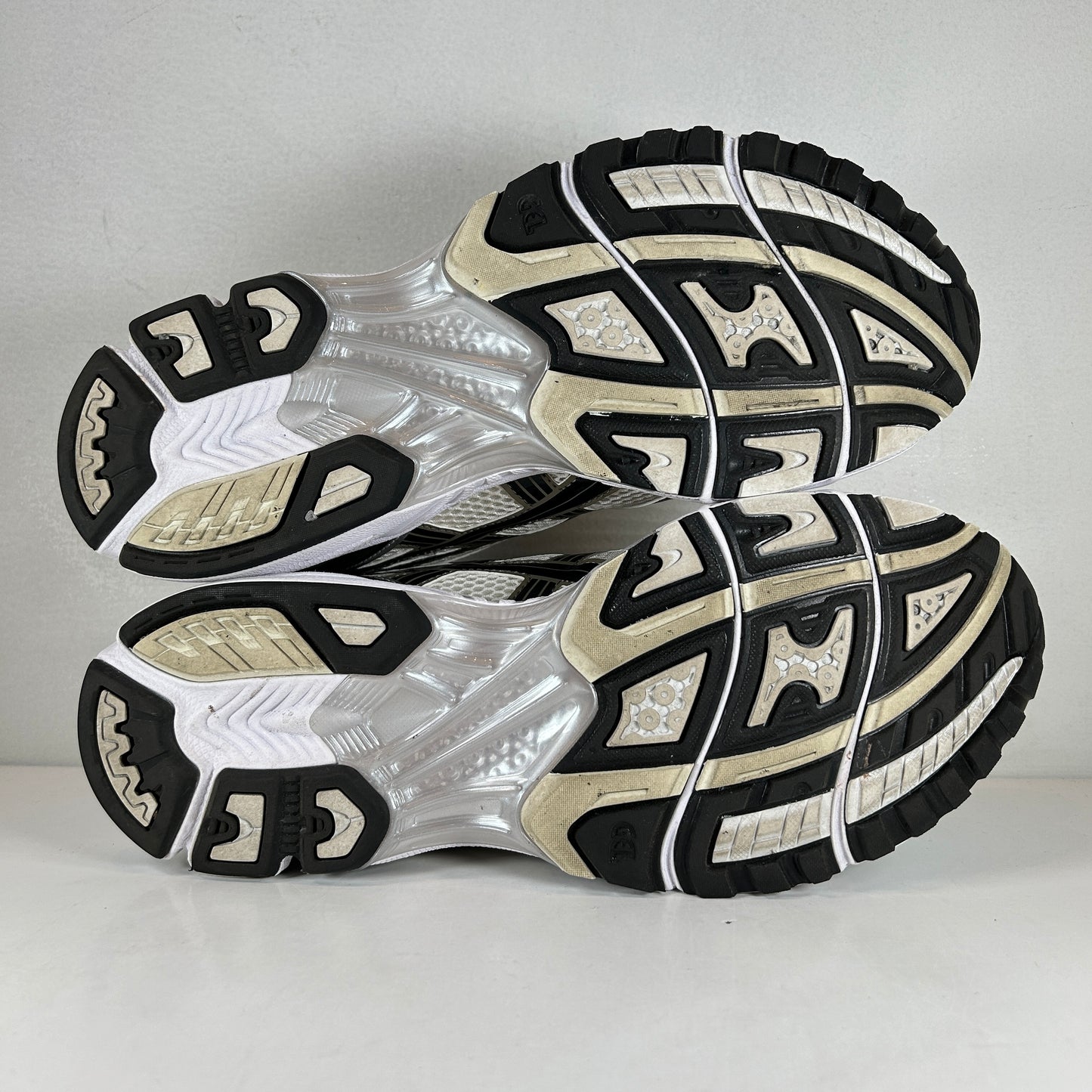 1201A019 108 ASICS Gel-Kayano 14 Cream Black Metallic Plum [USED] - 11.5 M (Used)