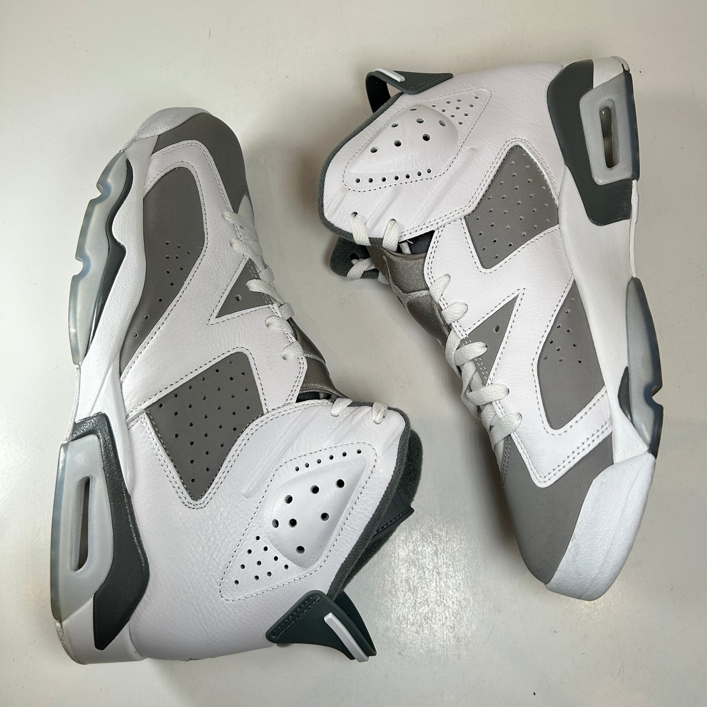 CT8529 100 Jordan 6 Retro Cool Grey [USED] - 11 M (Used2)