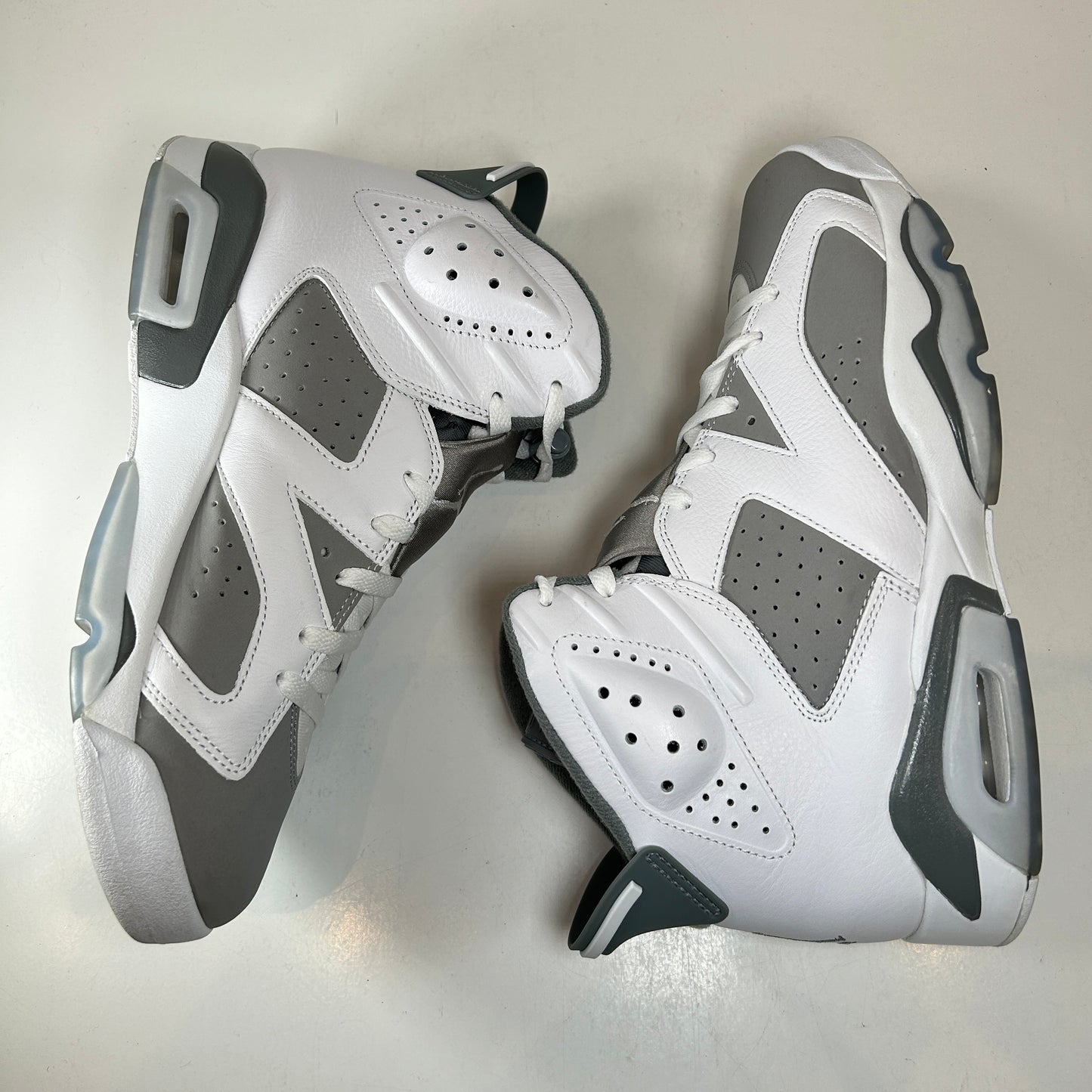 CT8529 100 Jordan 6 Retro Cool Grey [USED] - 11 M (Used2)