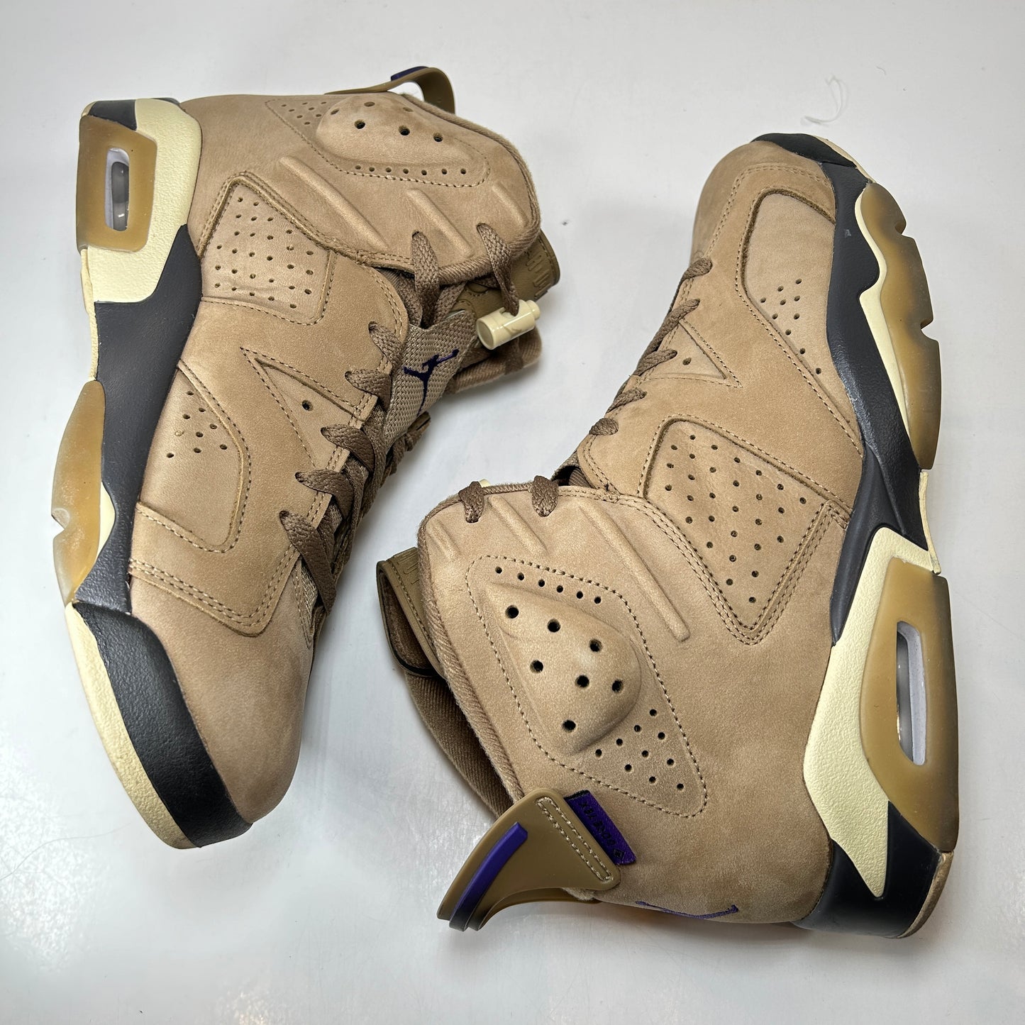 FD1643 300 Jordan 6 Retro Gore-Tex Brown Kelp (Women's) [USED] - 11.5 W (Used)