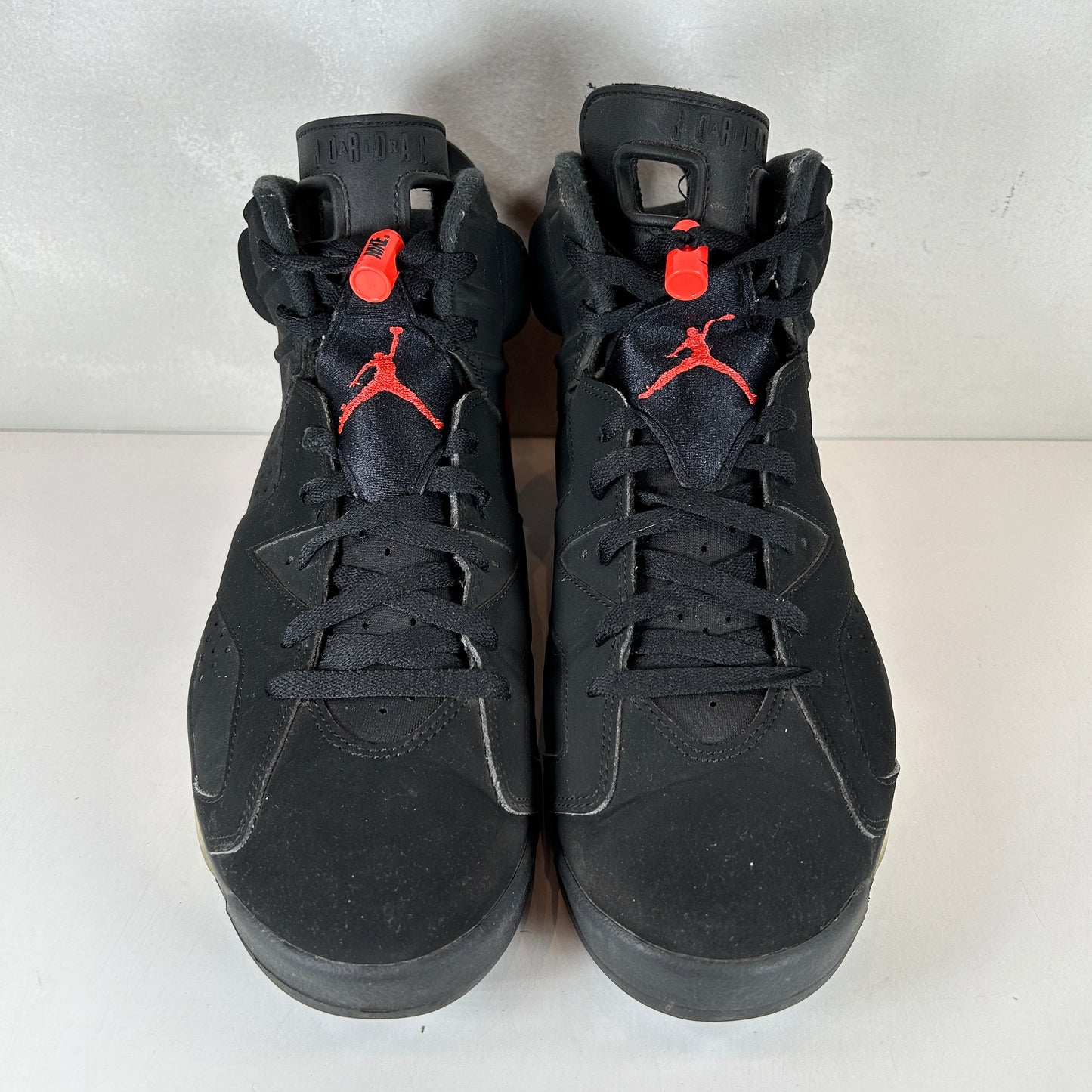 384664 060 Jordan 6 Retro Black Infrared (2019) [USED] - 11 M (Used)