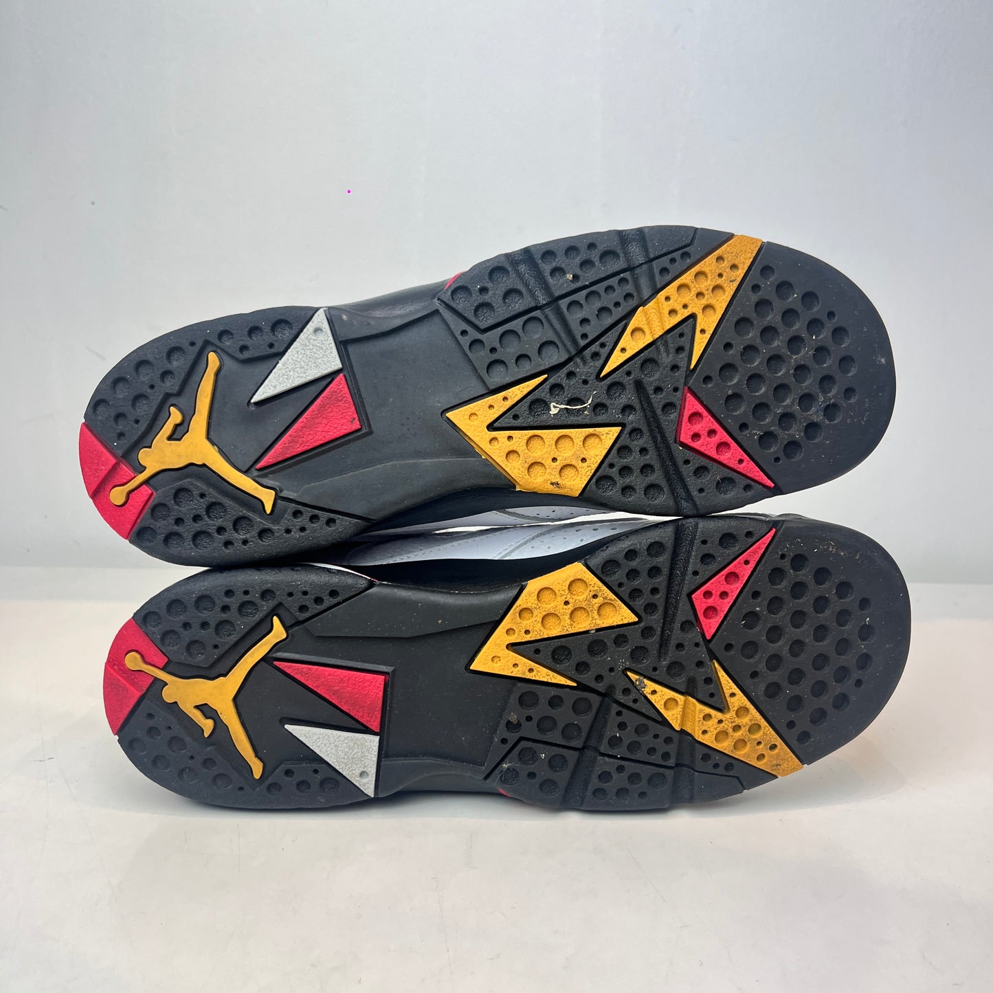 DQ6040 106 Jordan 7 Retro Cardinal (2022) (GS) [USED] - 7 Y (Used)