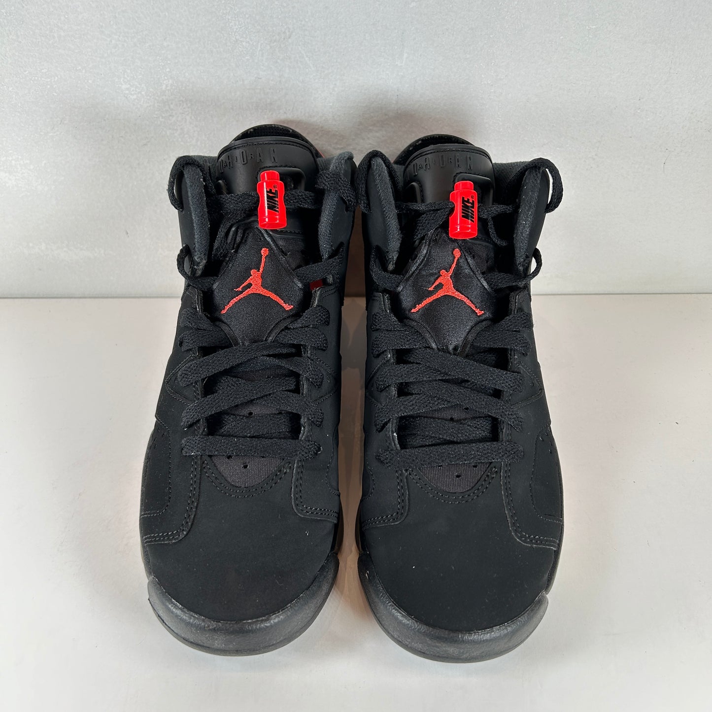 384665 060 Jordan 6 Black Infrared 2019 (GS) - 4.5 Y (Used)