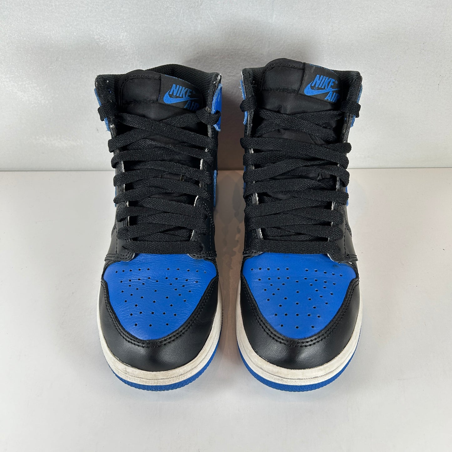 575441 007 Jordan 1 Retro Royal (2017) (GS) [USED] - 4.5 Y (Used)