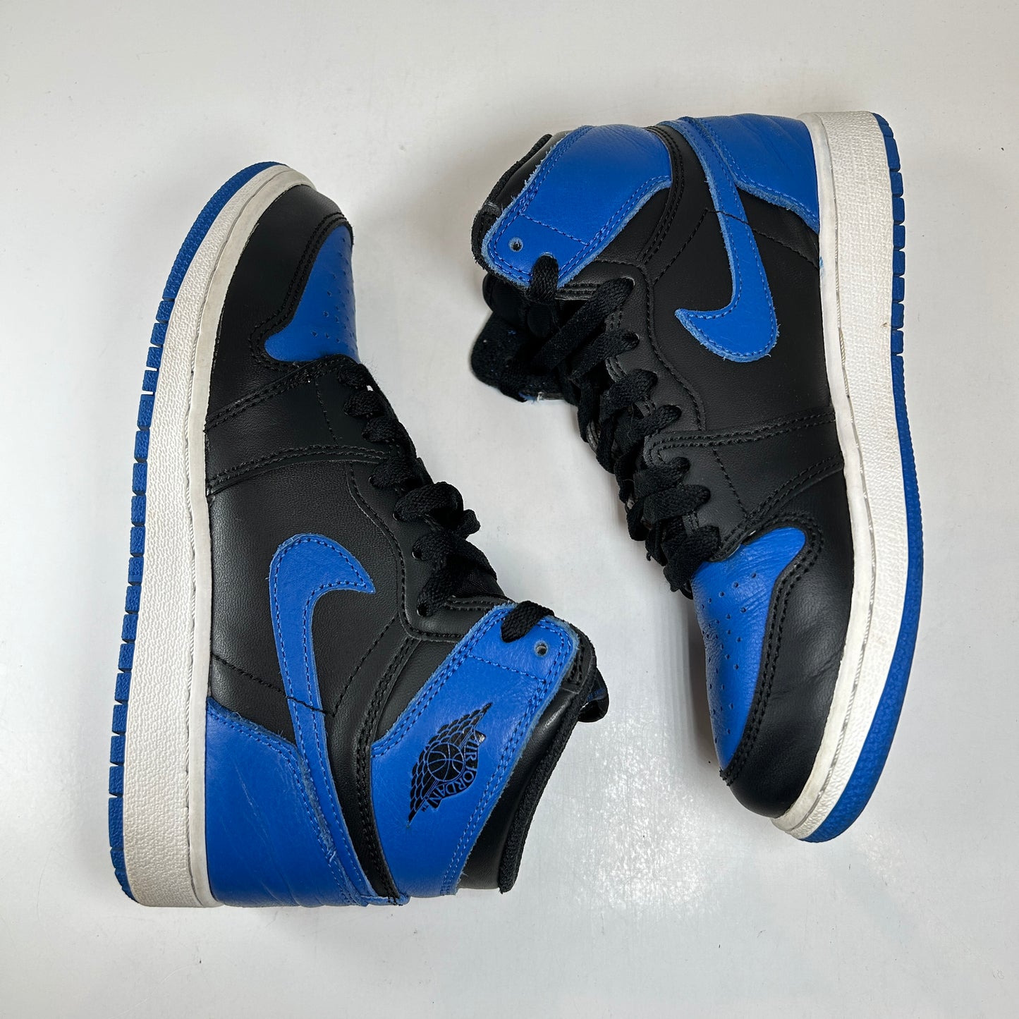 575441 007 Jordan 1 Retro Royal (2017) (GS) [USED] - 4.5 Y (Used)