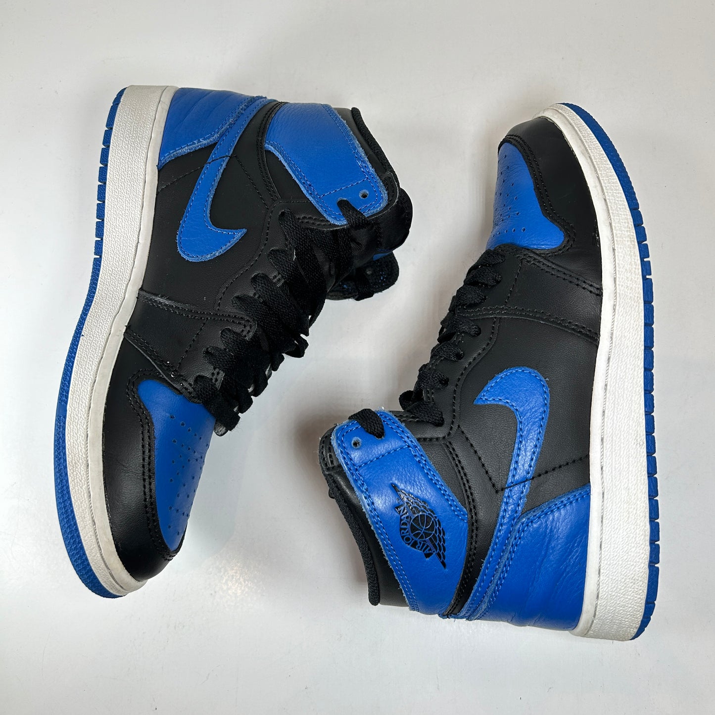 575441 007 Jordan 1 Retro Royal (2017) (GS) [USED] - 4.5 Y (Used)