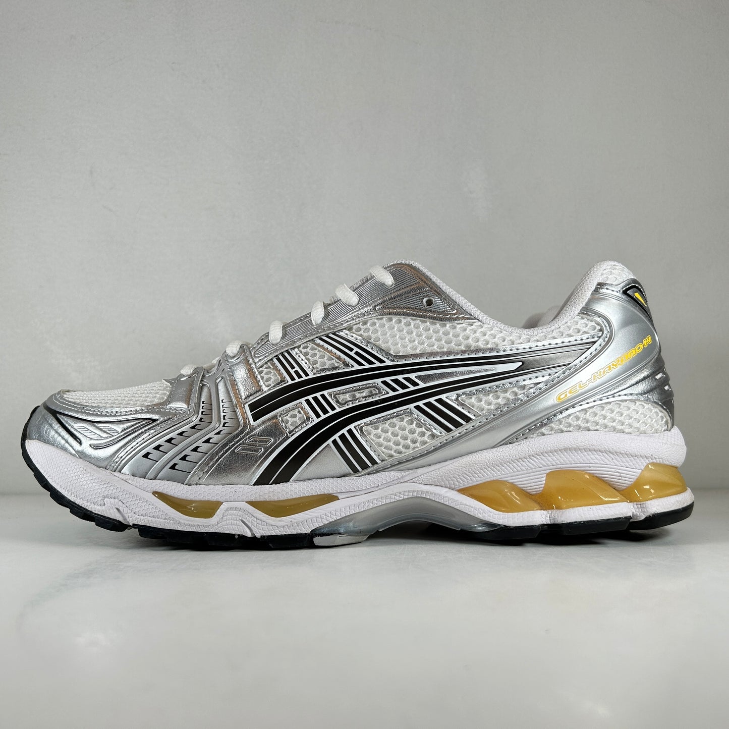 1203A537 101 ASICS GEL-Kayano 14 Tai Chi Yellow [USED] - 11 M (Used)