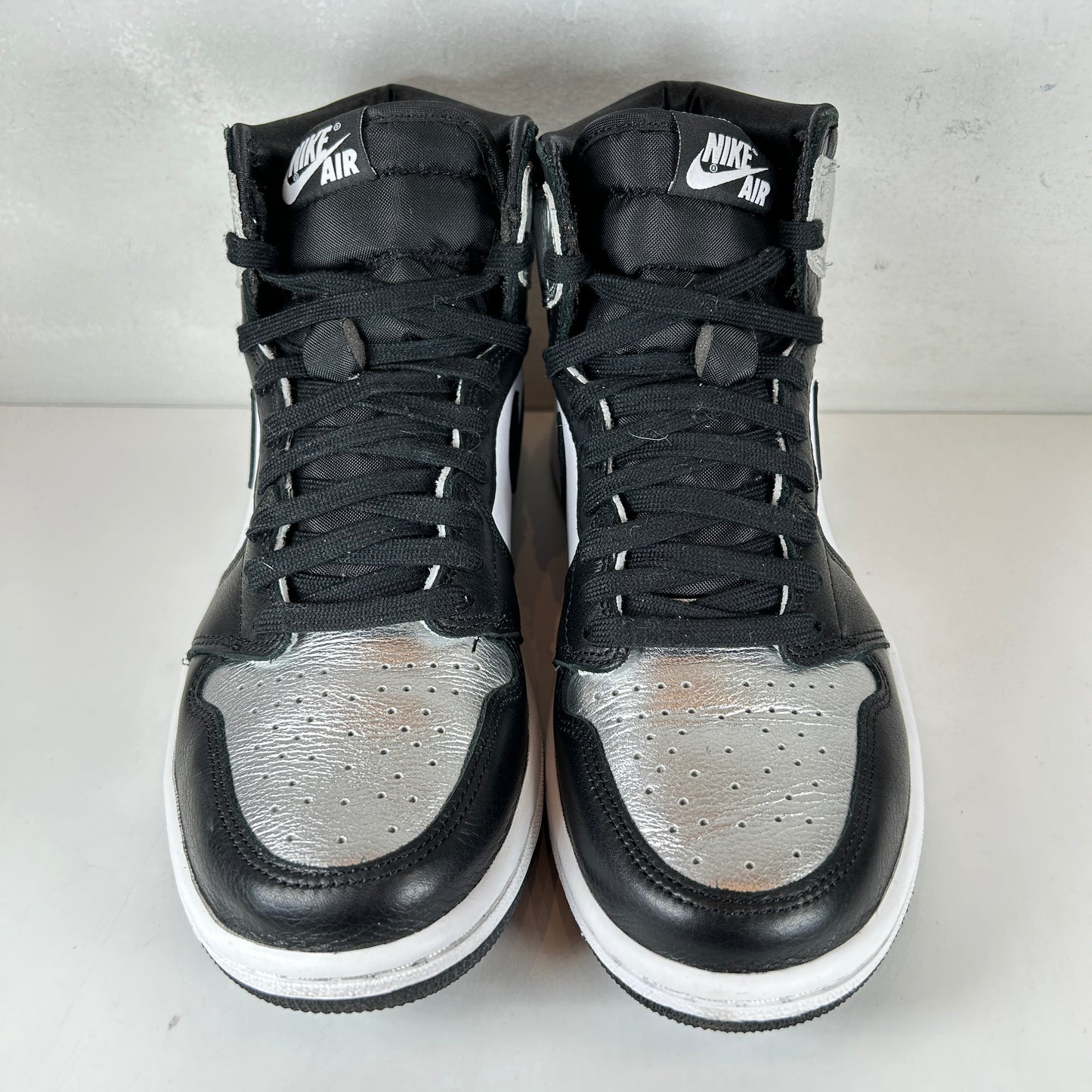 CD0461 001 Jordan 1 Retro High Silver Toe (Women's) [USED] - 8 W (Used)