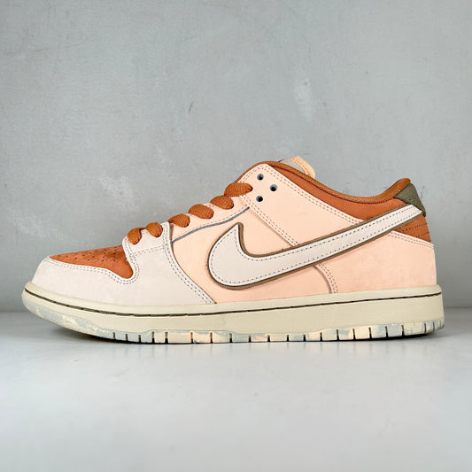 FV5926 200 Nike SB Dunk Low Trocadéro Gardens [USED] - 9.5 M (Used)