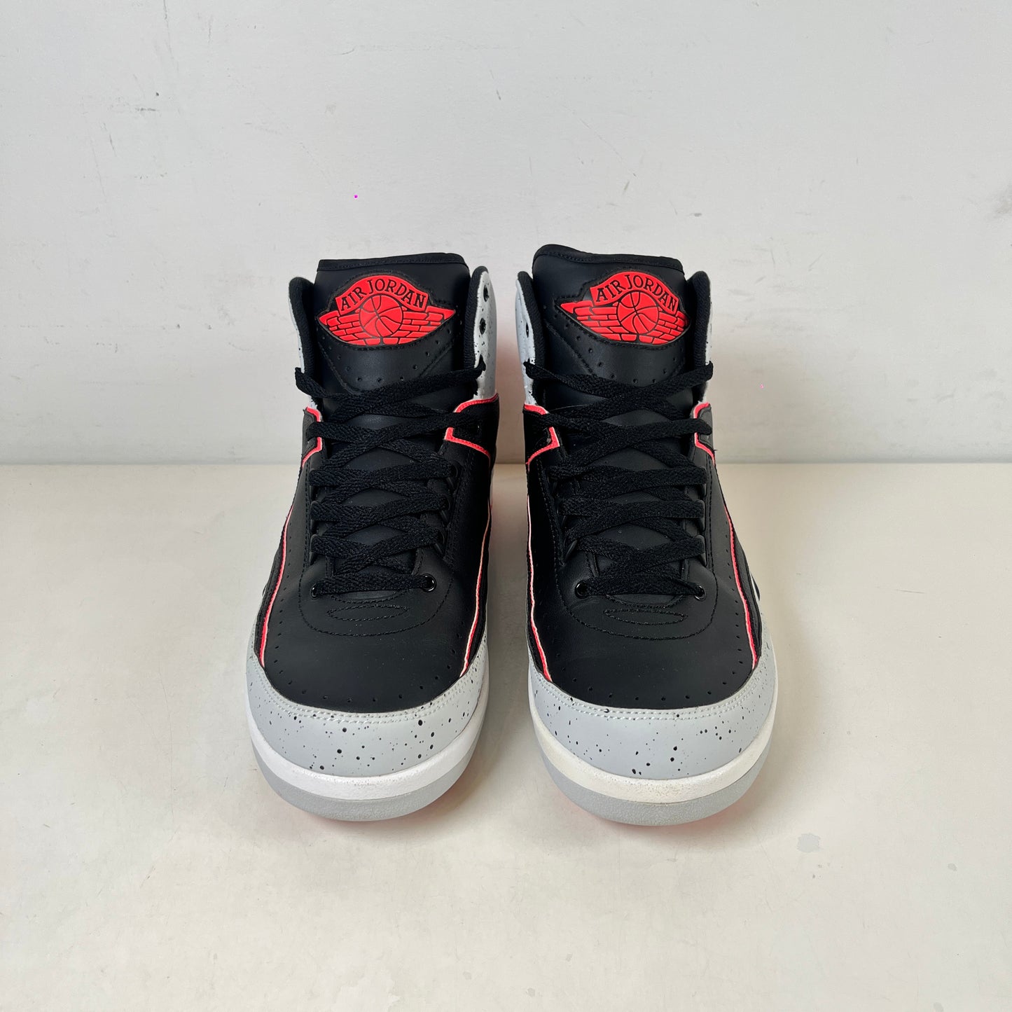 385475 023 Jordan 2 Retro Infrared Cement [USED] - 9.5 M (Used) (No Box)