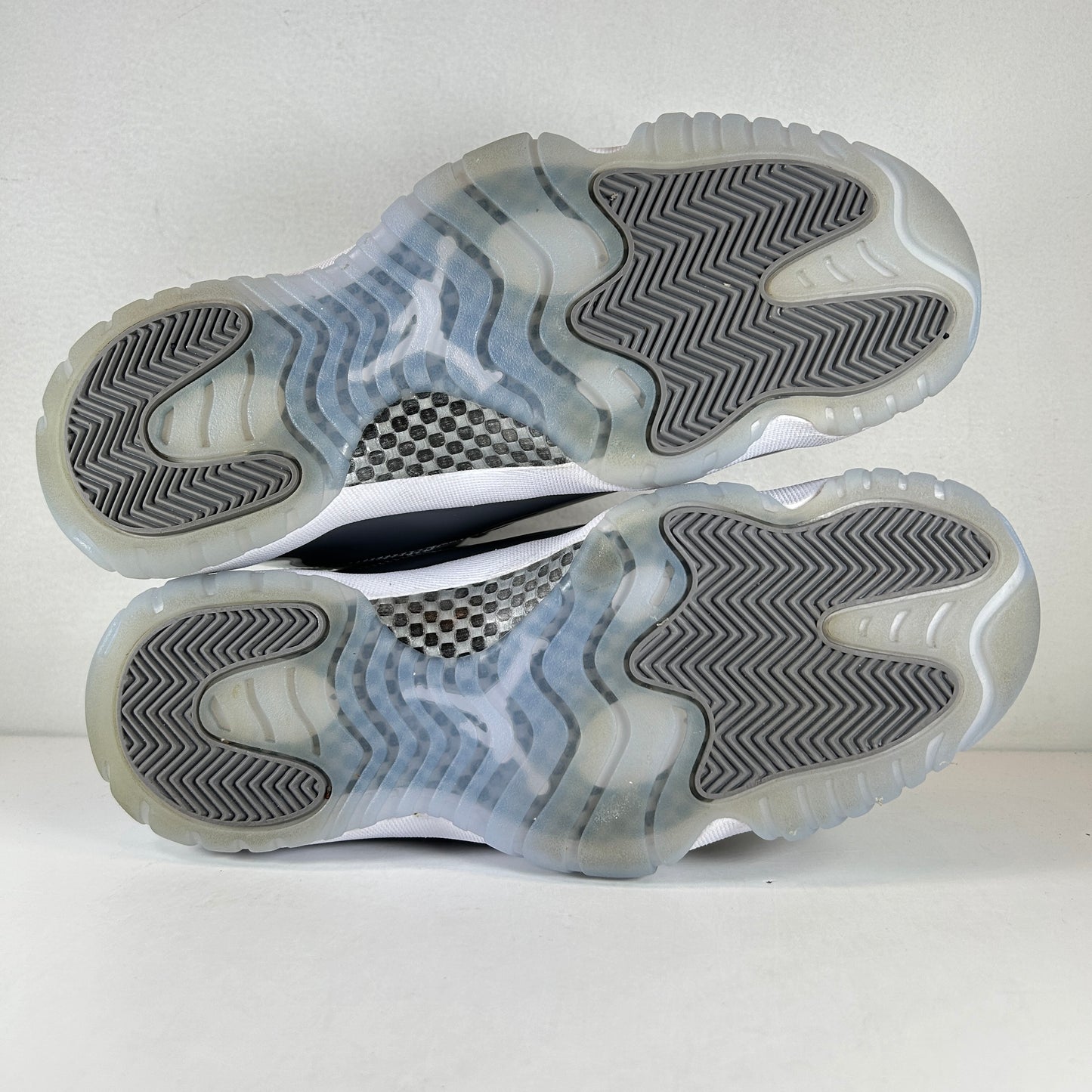 CT8012 005 Jordan 11 Retro Cool Grey (2021) [USED] - 10 M (Used4)
