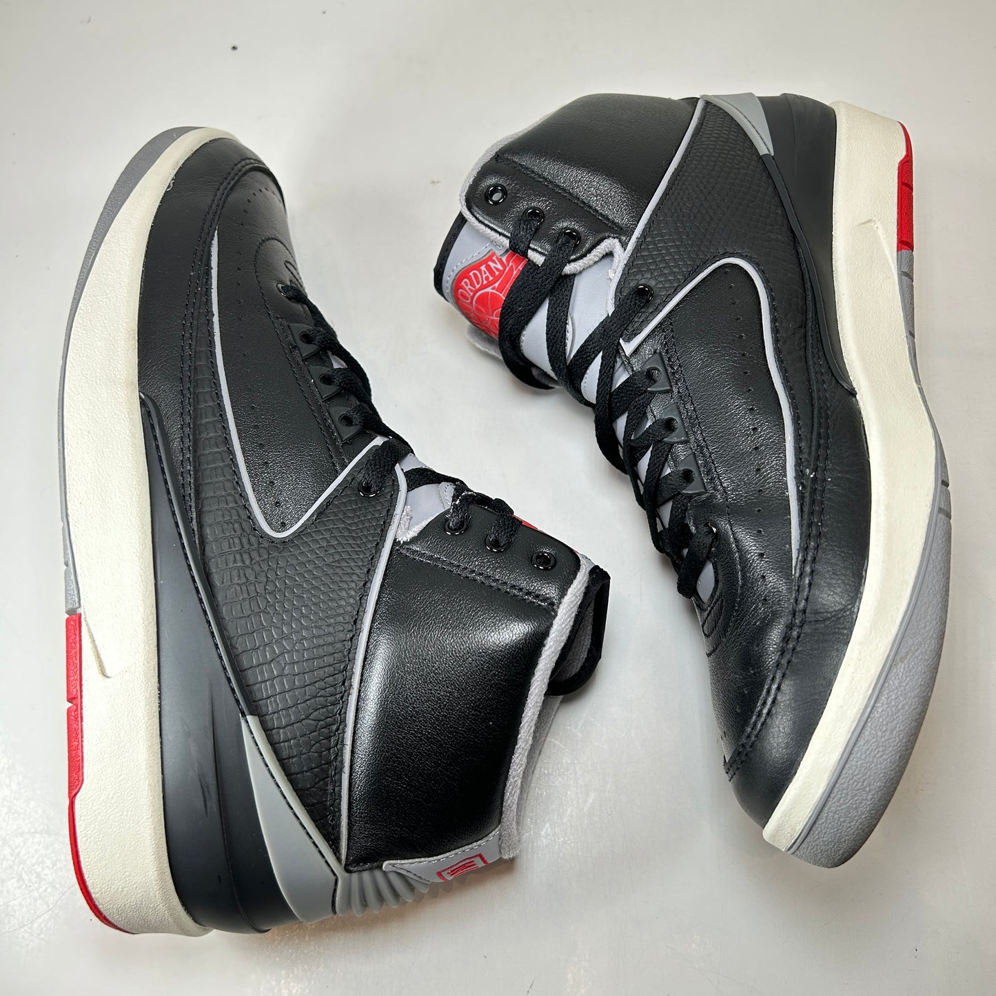 DR8884 001 Jordan 2 Retro Black Cement [USED] - 9.5 M (Used) (No Box)