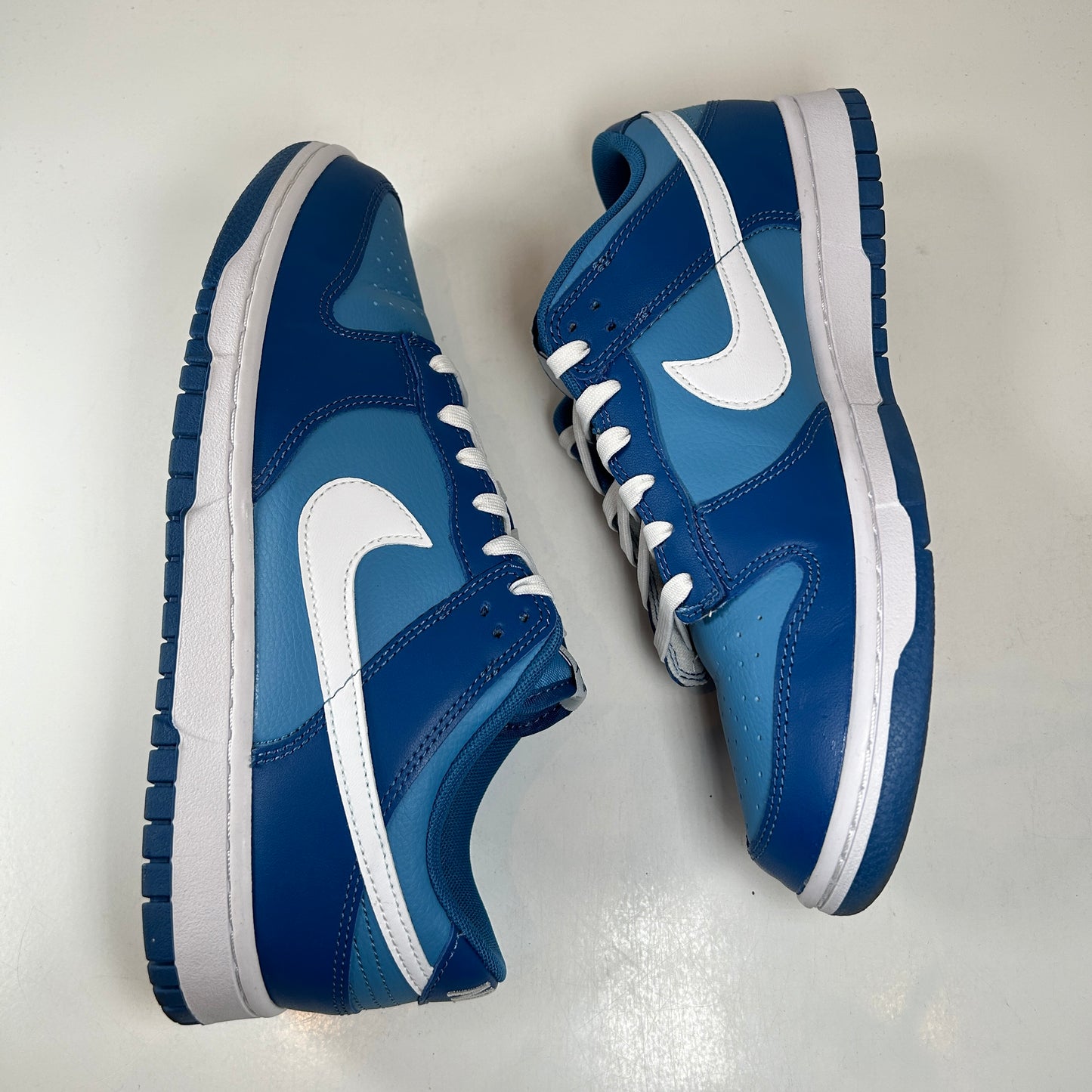 DJ6188 400 Nike Dunk Low Dark Marina Blue [USED] - 9.5 M (Used)