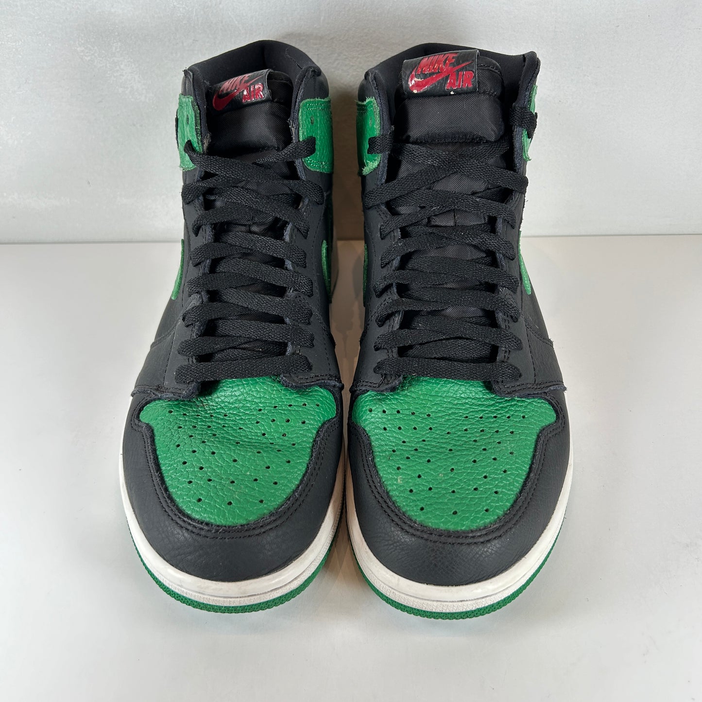 555088 030 Jordan 1 Verde Pino 2.0