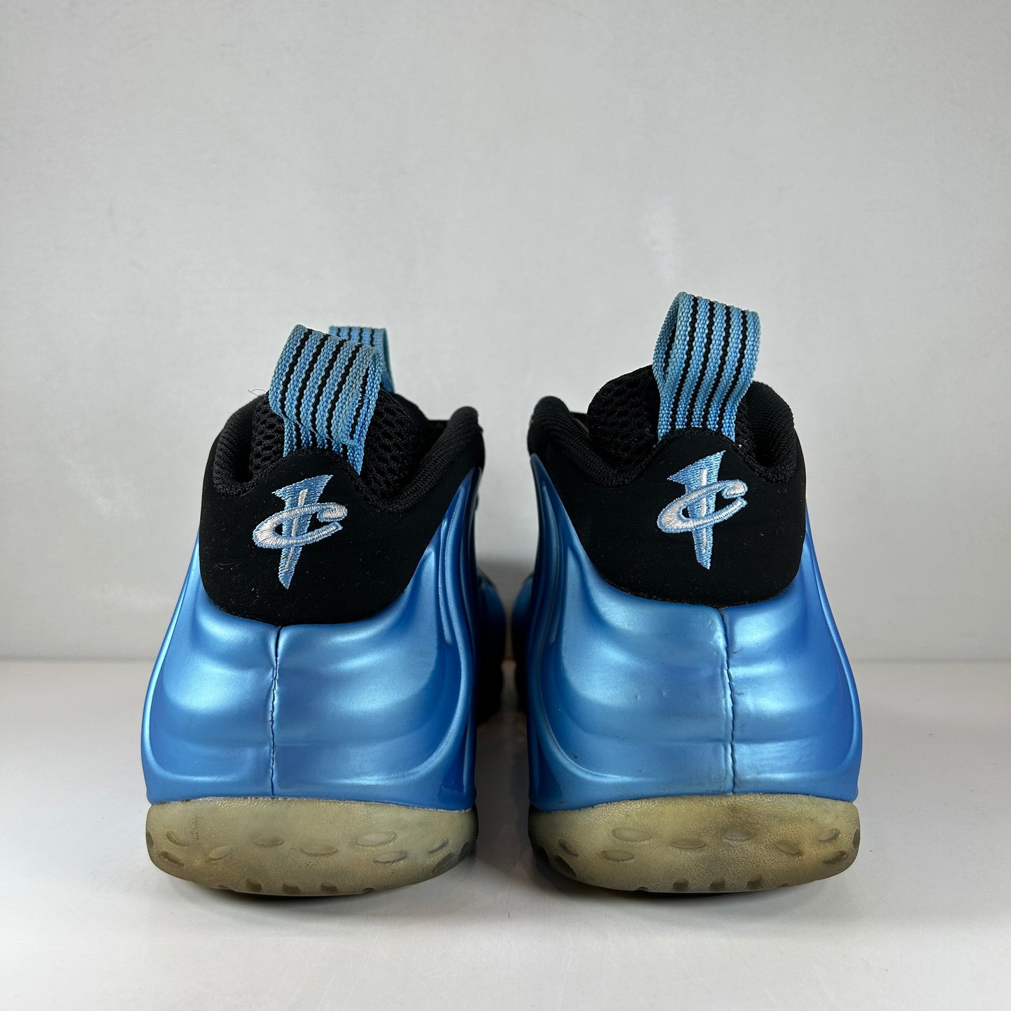 314996 402 Nike Air Foamposite One University Blue [USED] - 11 M (Used)