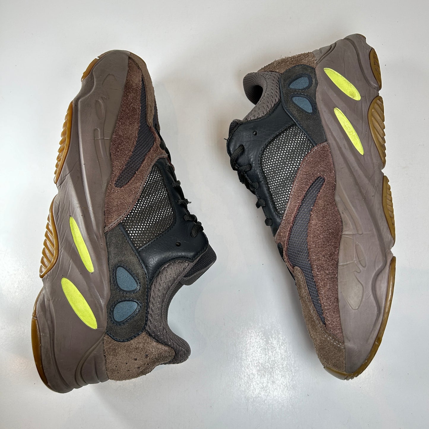 EE9614 Yeezy Boost 700 Malva
