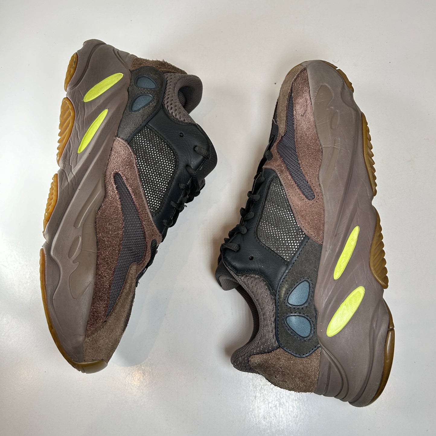 EE9614 Yeezy Boost 700 Malva