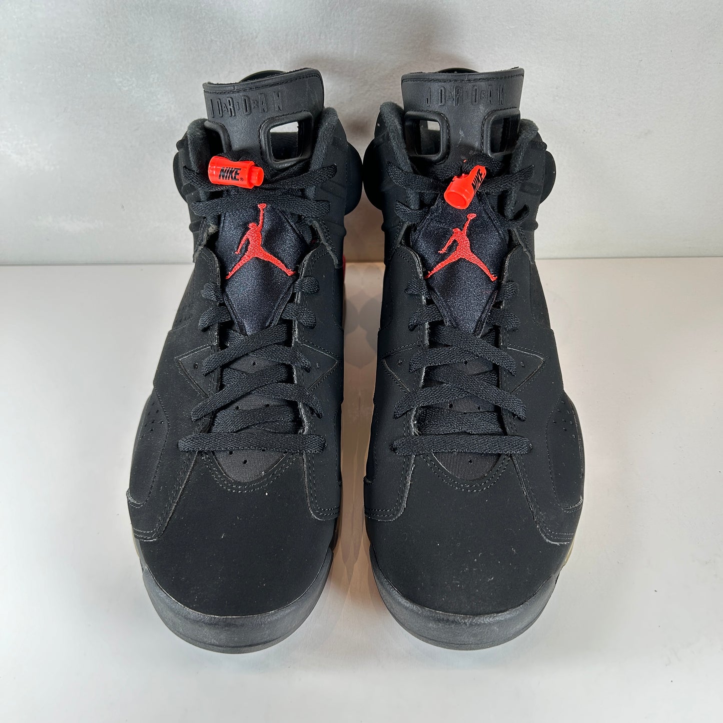 384664 060 Jordan 6 Retro Black Infrared (2019) [USED] - 10 M (Used)