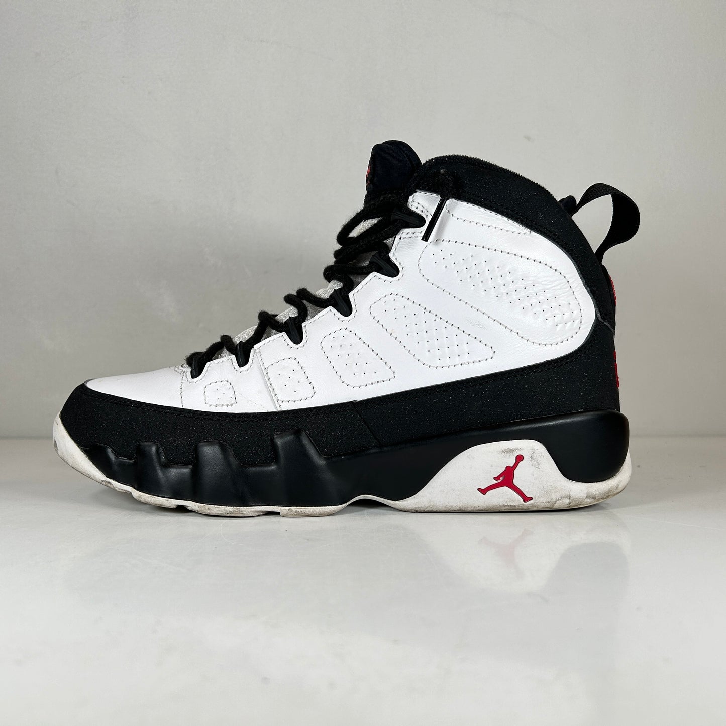 302370 112 Jordan 9 OG [USED] - 9 M (Used) (No Box)