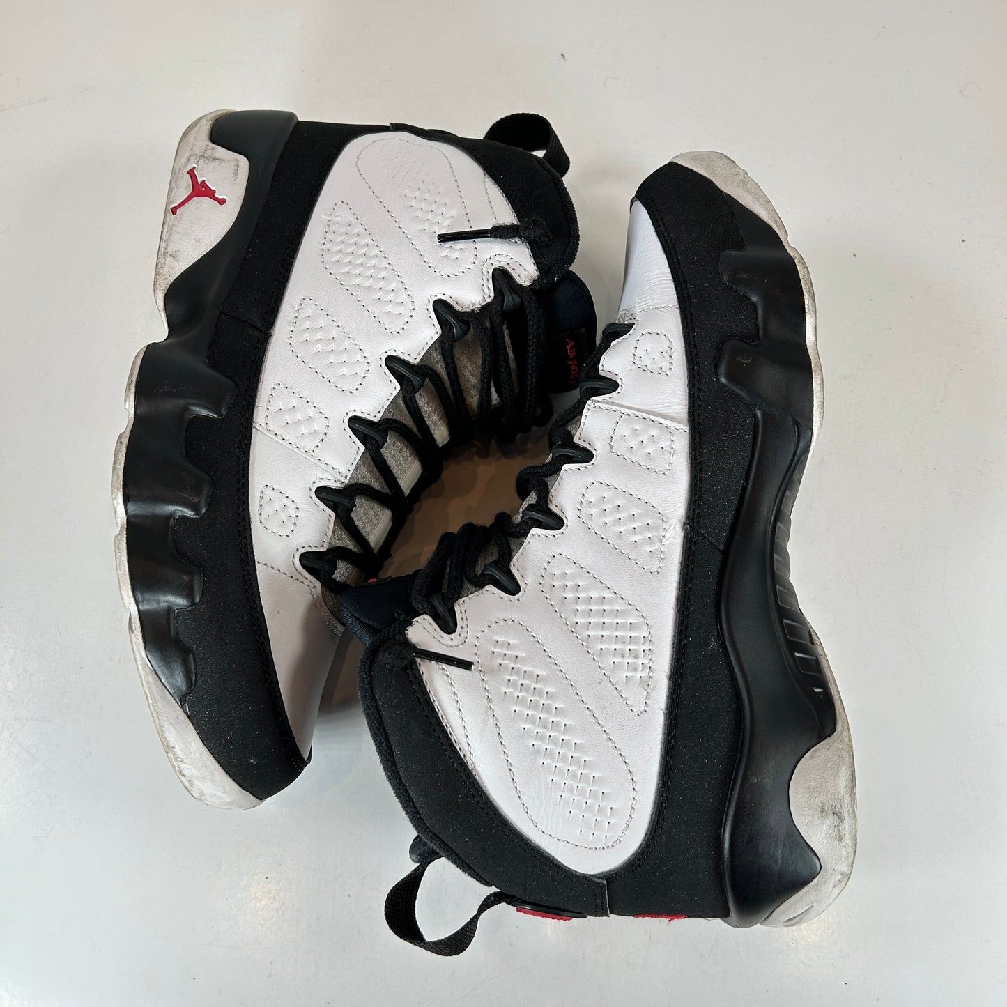 302370 112 Jordan 9 OG [USED] - 9 M (Used) (No Box)