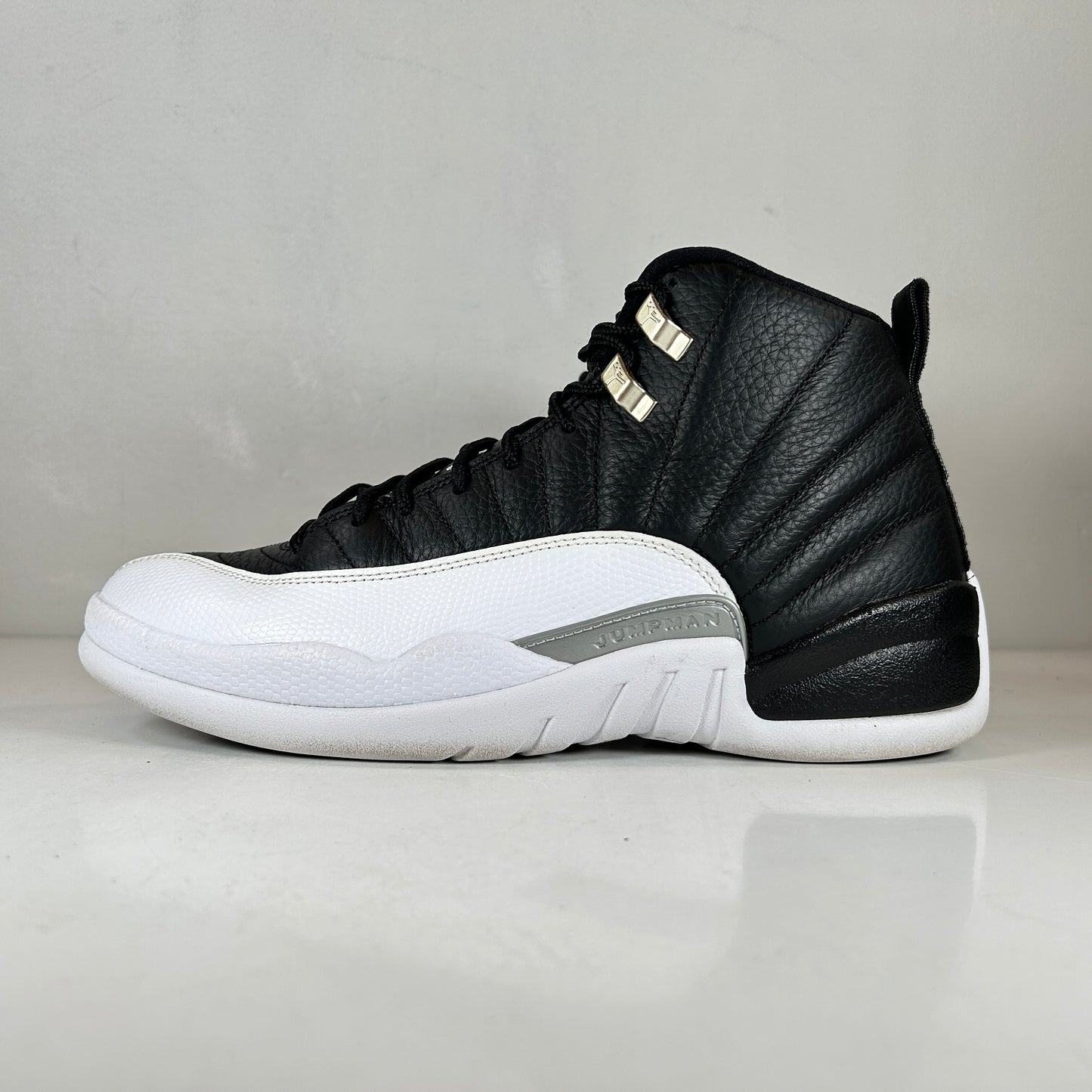 CT8013 006 Jordan 12 Retro Playoffs (2022) [USED] - 9.5 M (Used)