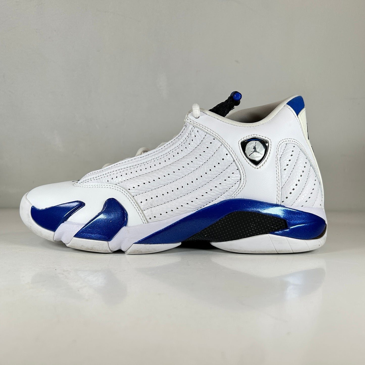 487471 104 Jordan 14 Retro White Hyper Royal [USED] - 9 M (Used)