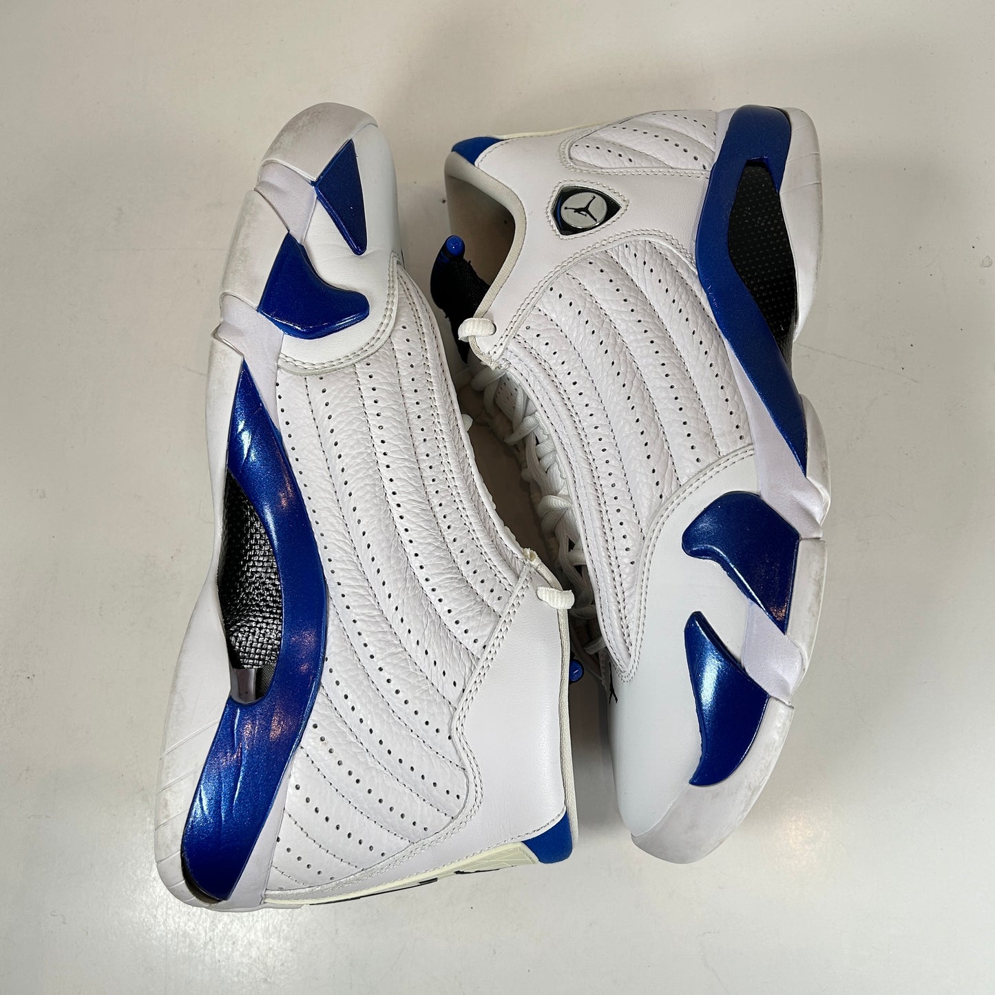 487471 104 Jordan 14 Retro White Hyper Royal [USED] - 9 M (Used)