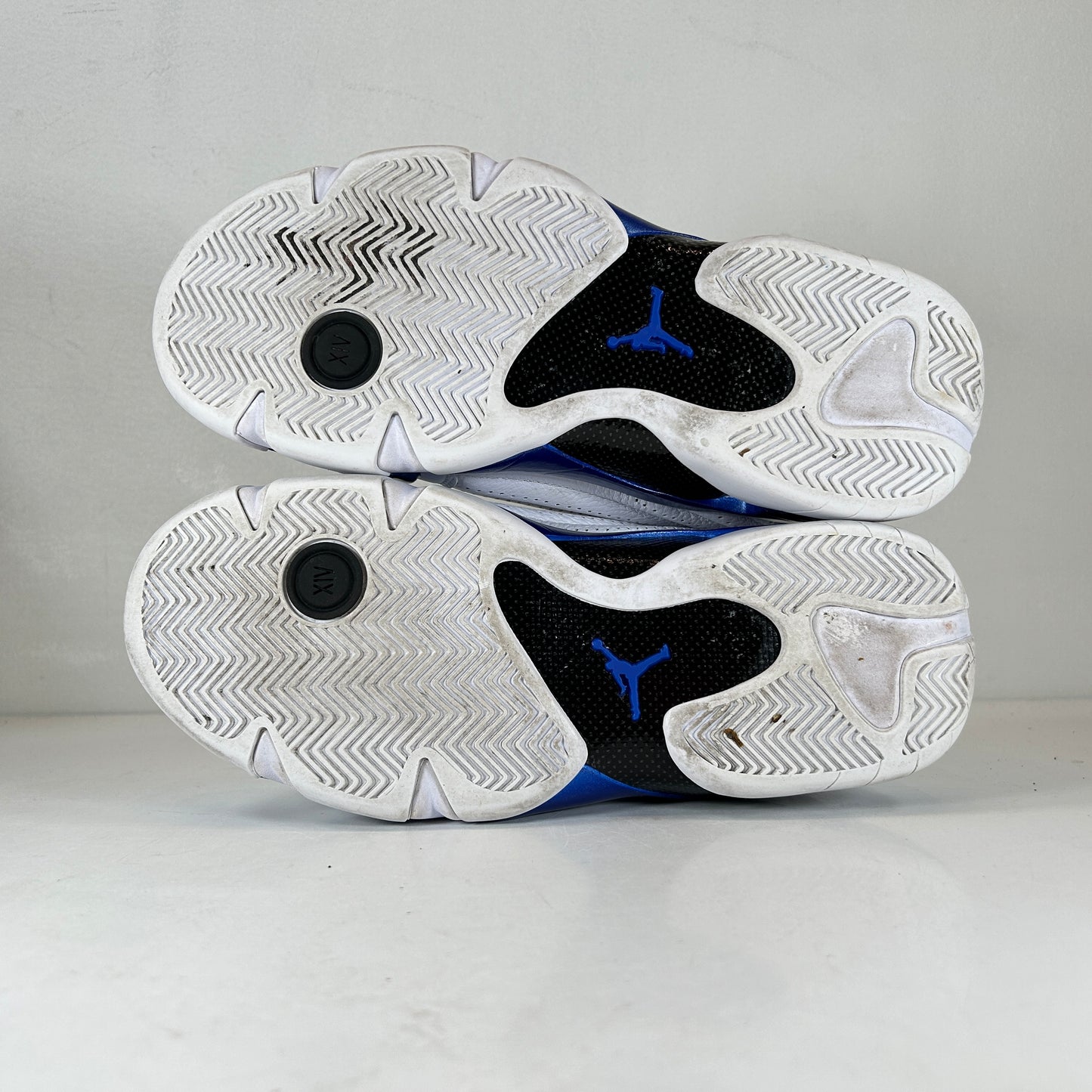 487471 104 Jordan 14 Retro White Hyper Royal [USED] - 9 M (Used)