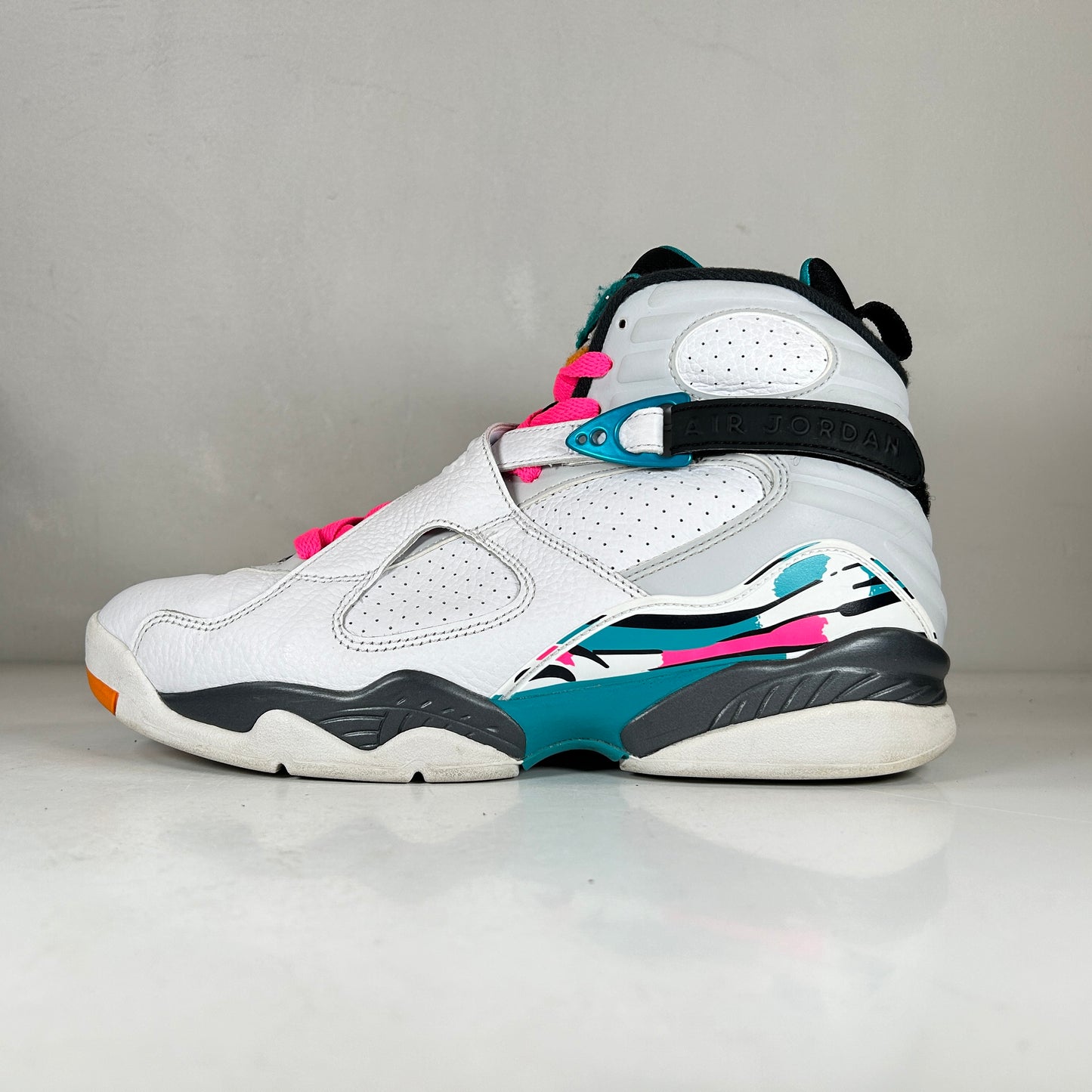 305381 113 Jordan 8 Retro South Beach [USED] - 9 M (Used)