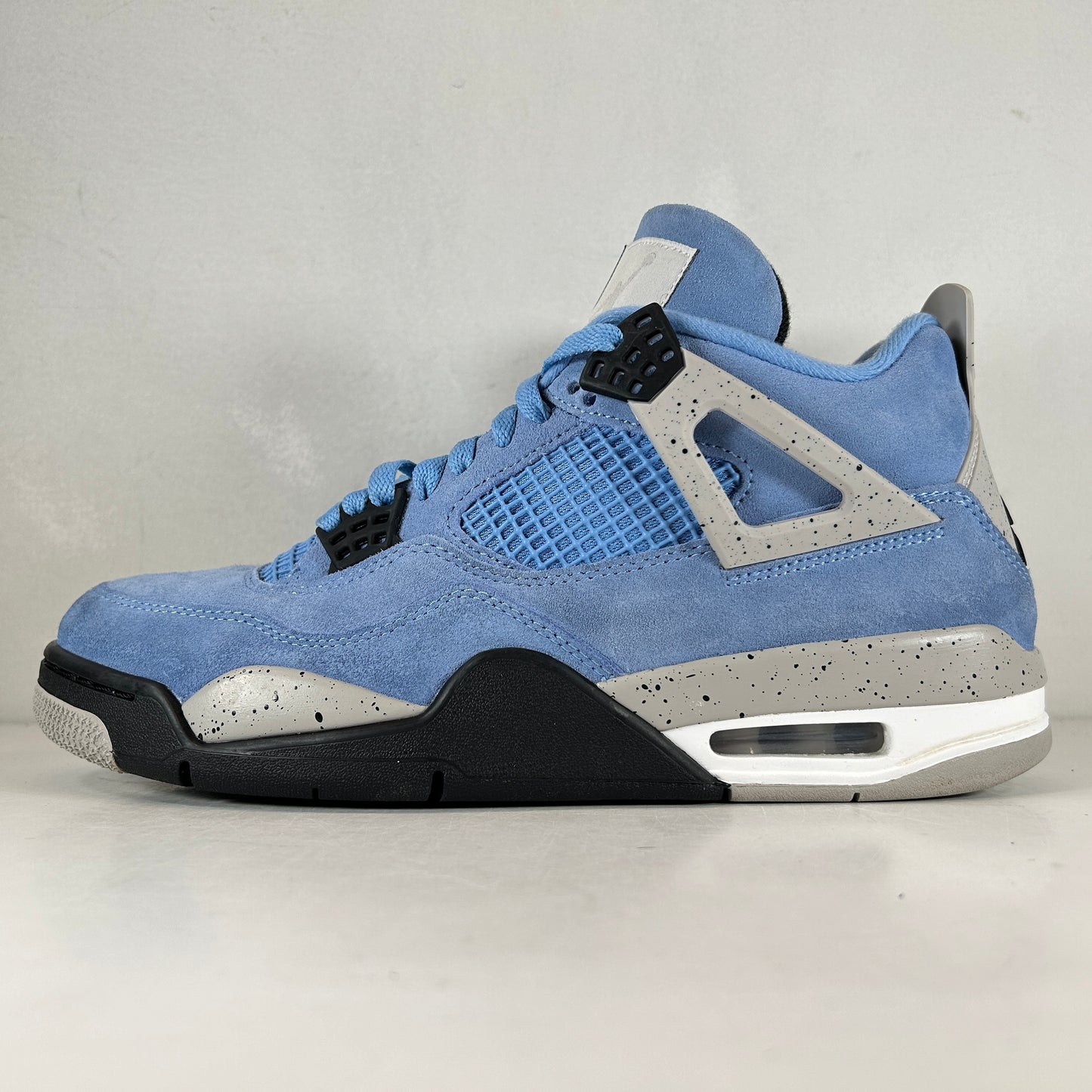 CT8527 400 Jordan 4 University Blue [USED] - 9.5 M (Used2)