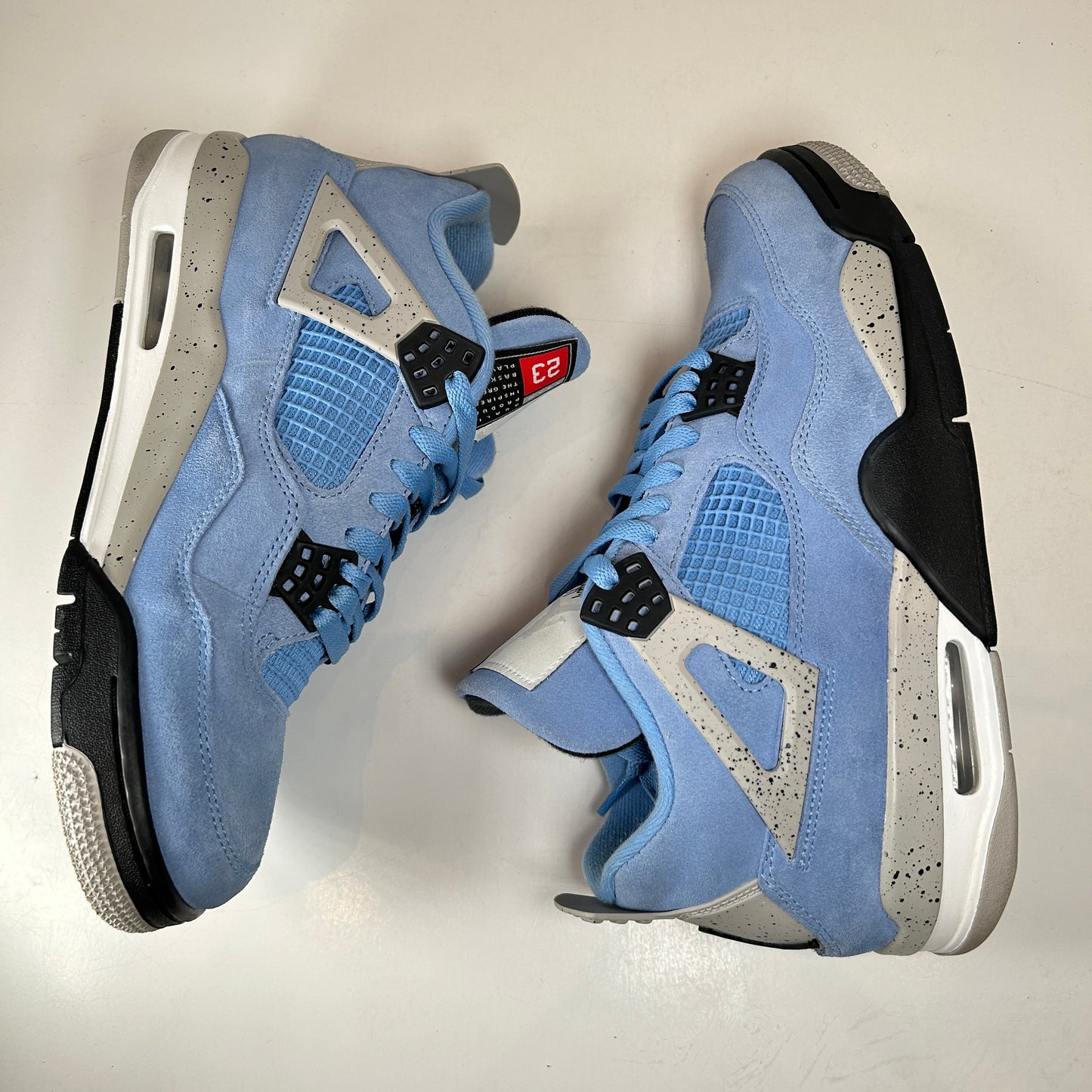 CT8527 400 Jordan 4 University Blue [USED] - 9.5 M (Used2)