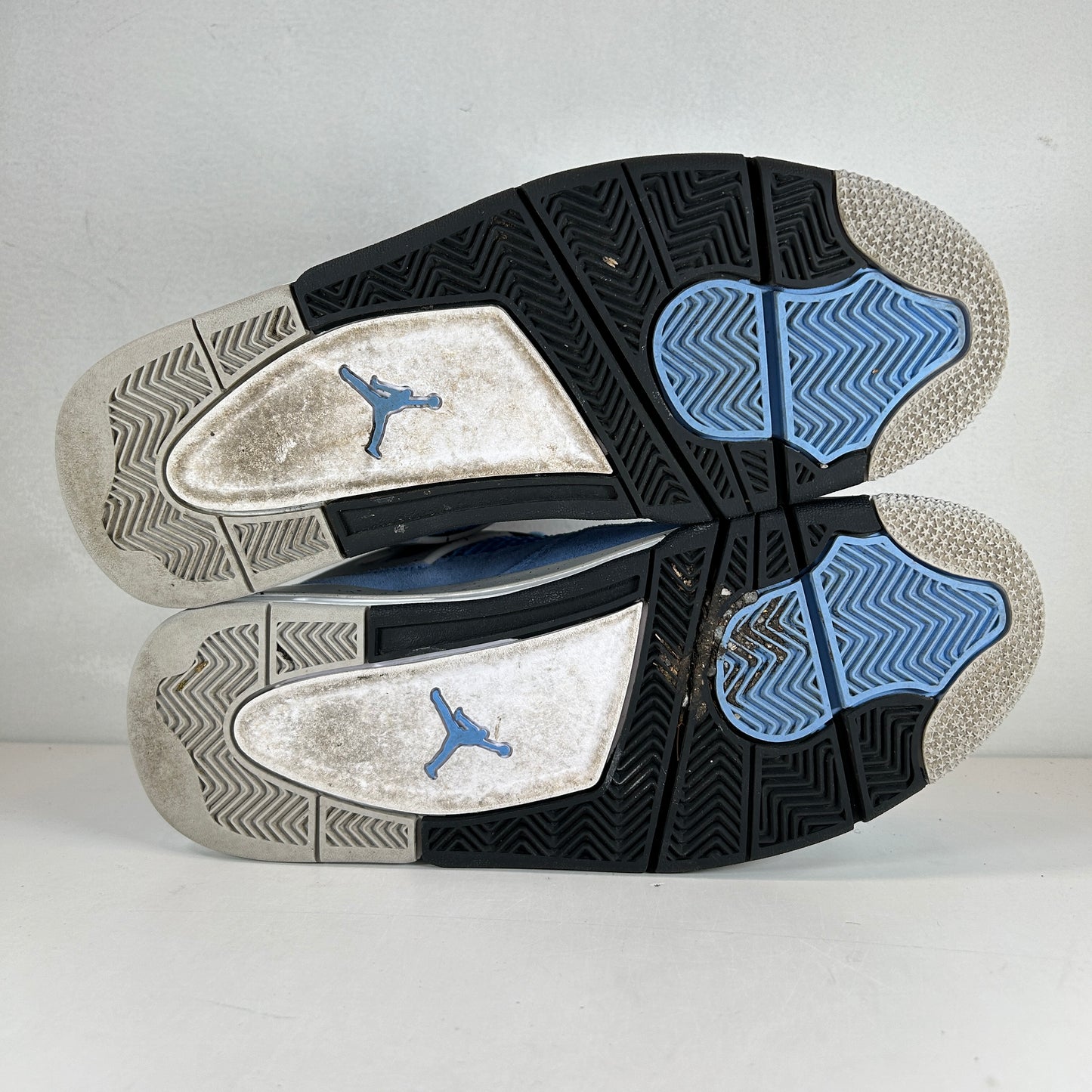 CT8527 400 Jordan 4 University Blue [USED] - 9.5 M (Used2)