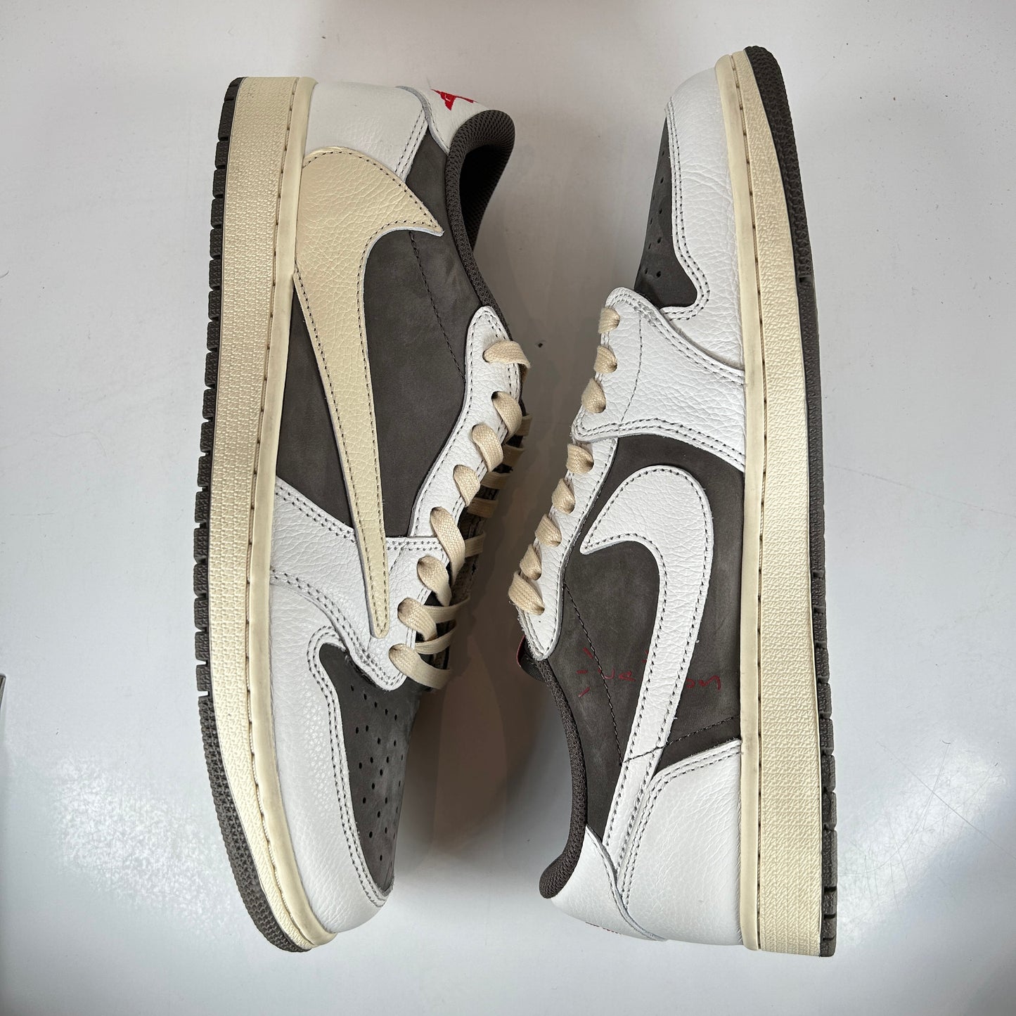 DM7866 162 Jordan 1 Retro Low OG SP Travis Scott Reverse Mocha [USED] - 11 M (Used) (No Box)