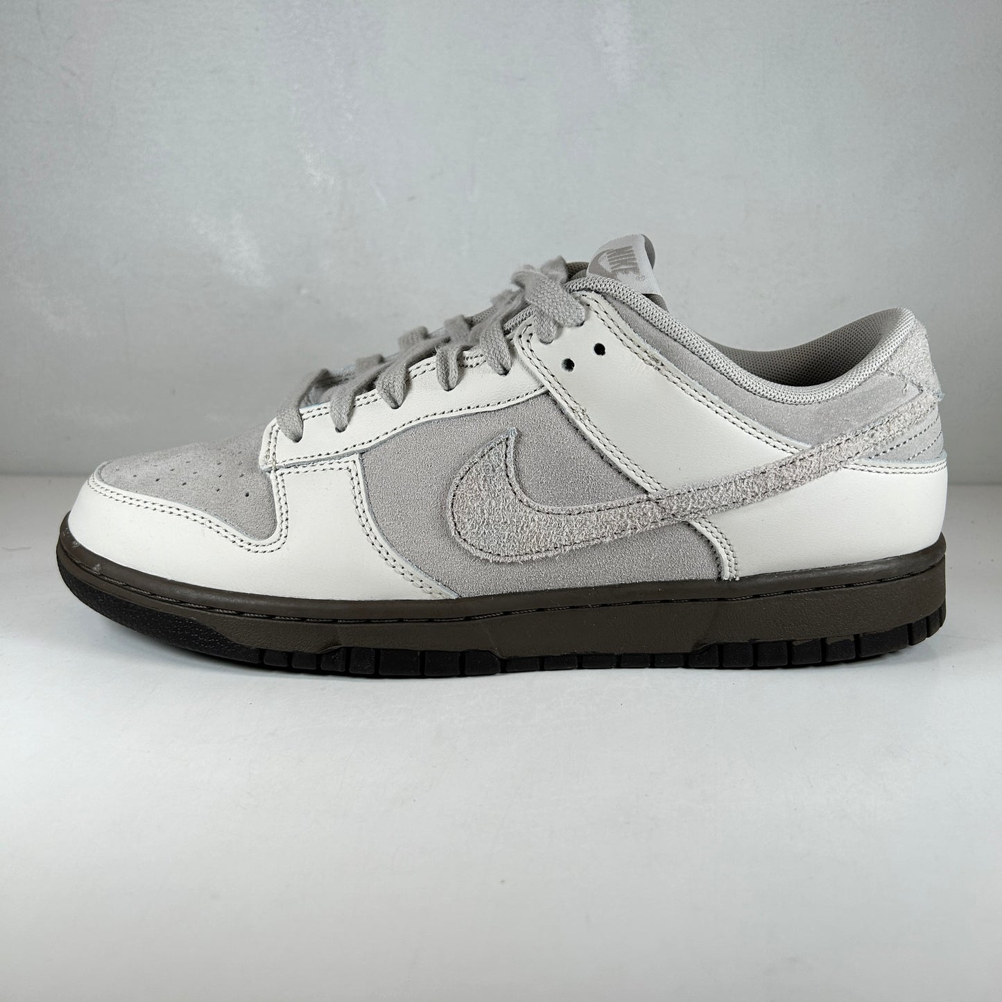 FD9746 001 Nike Dunk Low Ironstone [USED] - 10.5 (Used)