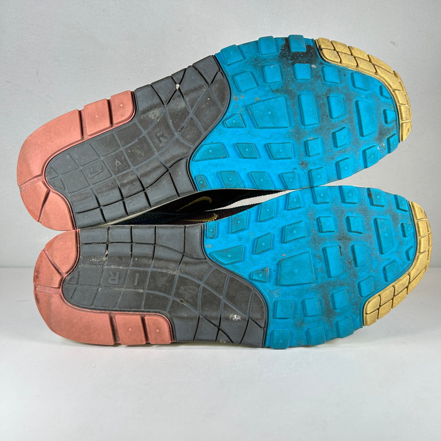 AJ4219 400 Air Max 1/97 Sean Wotherspoon [USED] - 10.5 M (Used)
