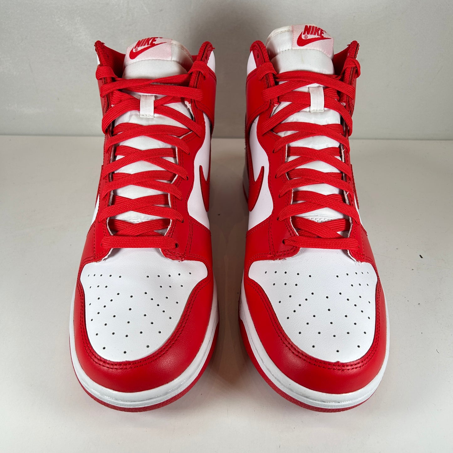 DD1399 106 Nike Dunk High Championship White Red [USED] - 12 M (Used)