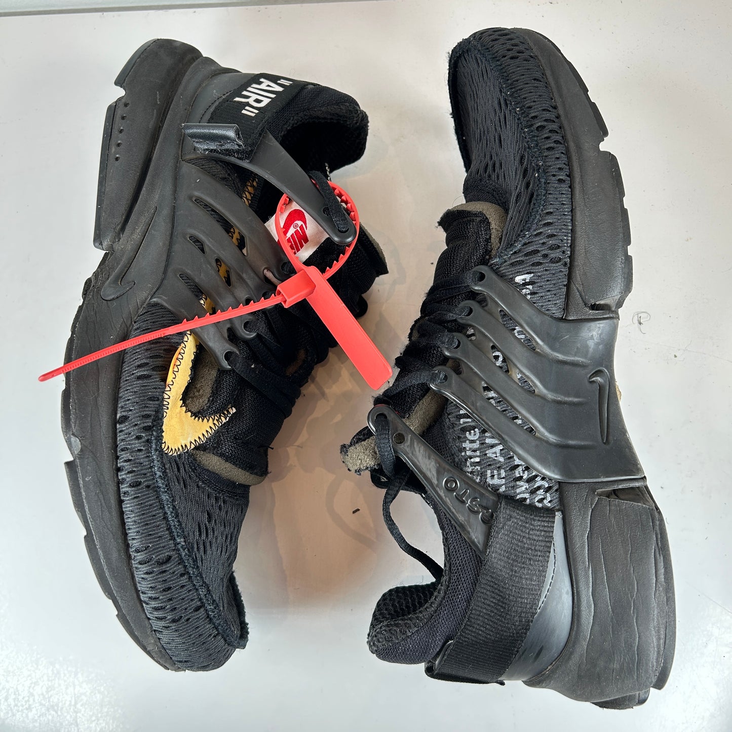 AA3830 002 Nike Air Presto Off-White Black [USED] - 11 M (Used) (No Box)