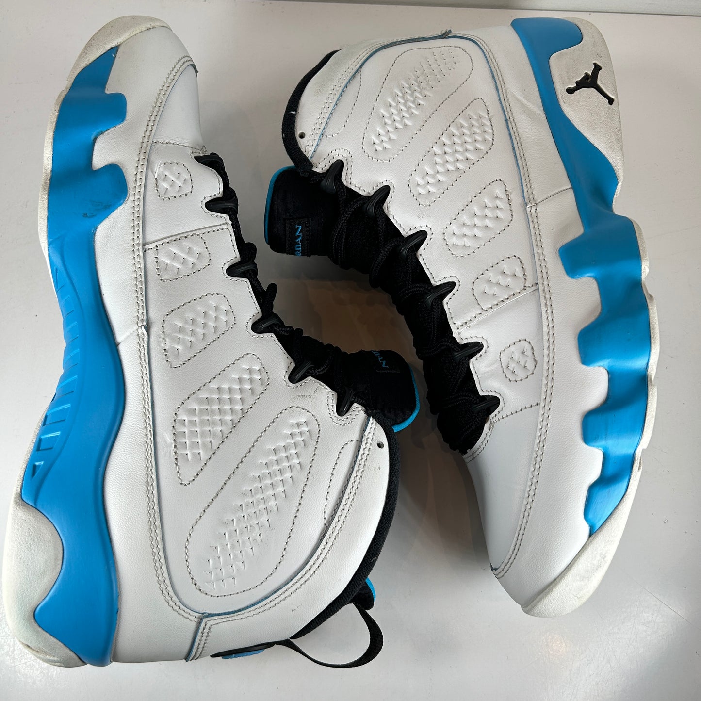 FQ8992 101 Jordan 9 Retro Powder Blue (2024) [USED] - 12 M (Used)