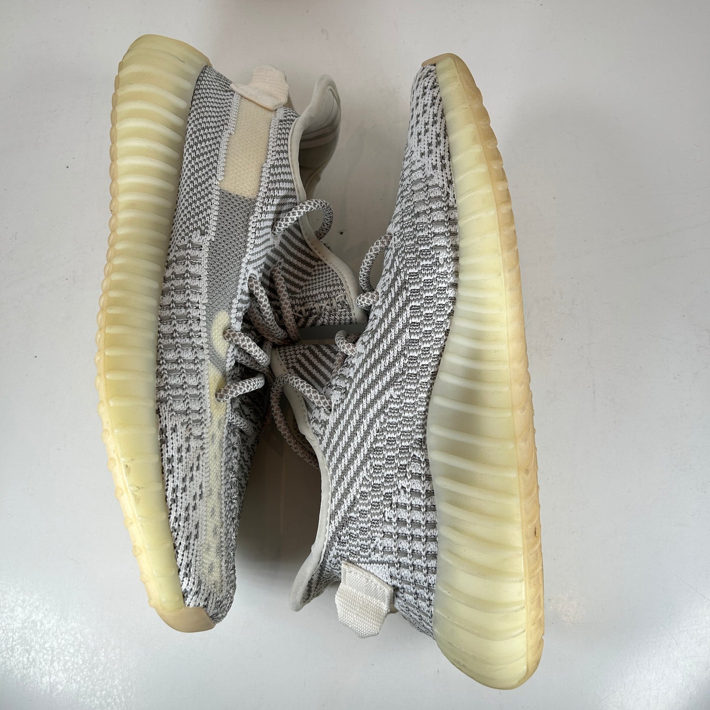 EF2905 Yeezy 350 V2 Static Non-Reflective [USED] - 6.5 M (Used)