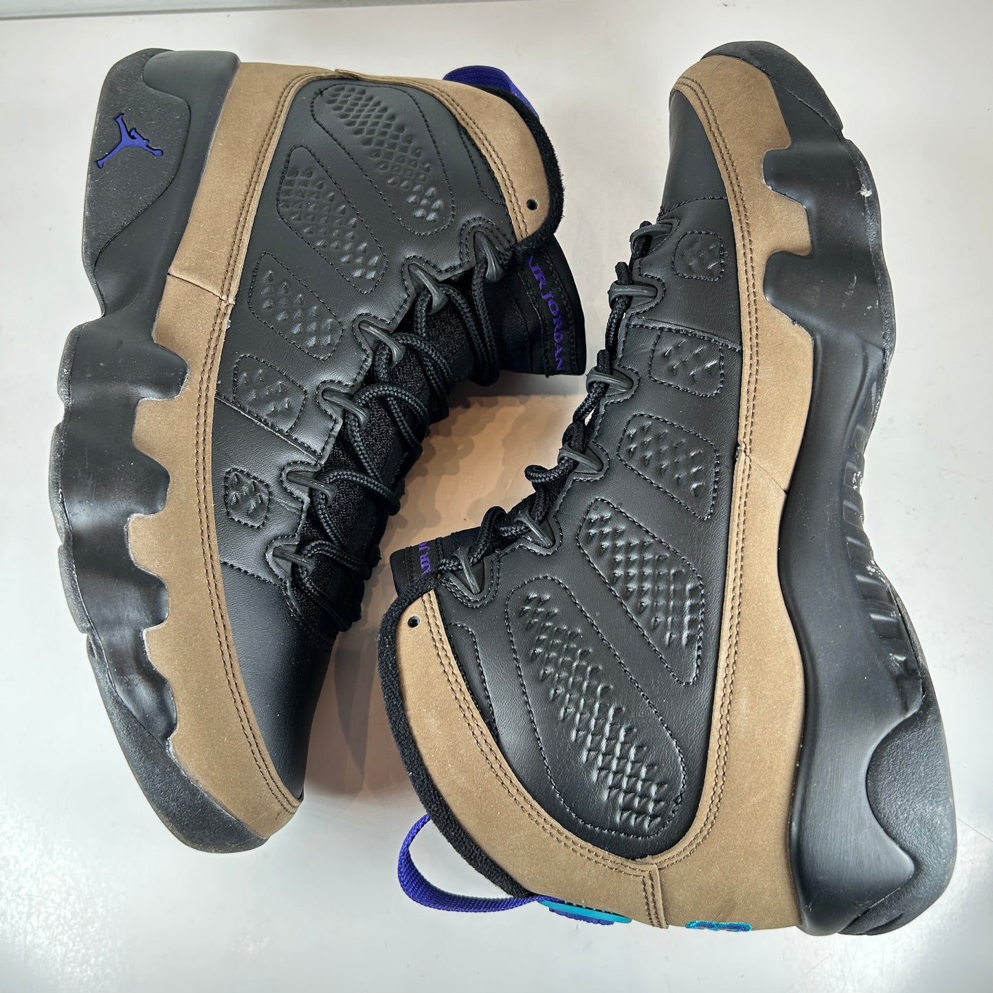 CT8019 034 Jordan 9 Retro Light Olive Concord [USED]- 9 (Used)