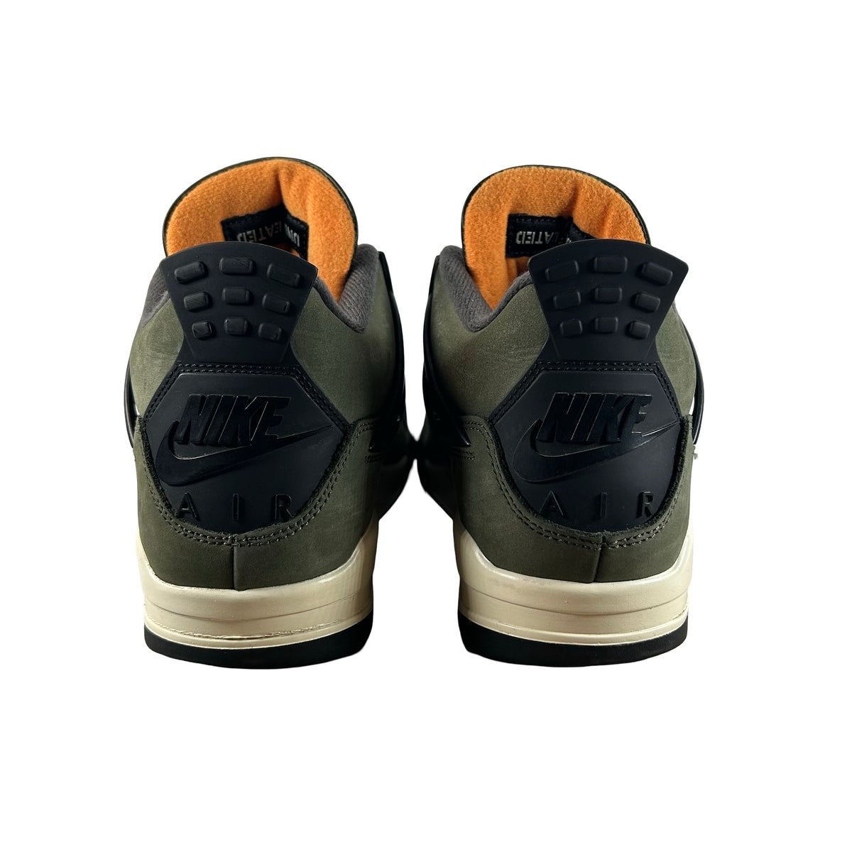 IB1519 200 Jordan 4 Retro OG SP Undefeated (2025) [USED] - 10 M (Used15)