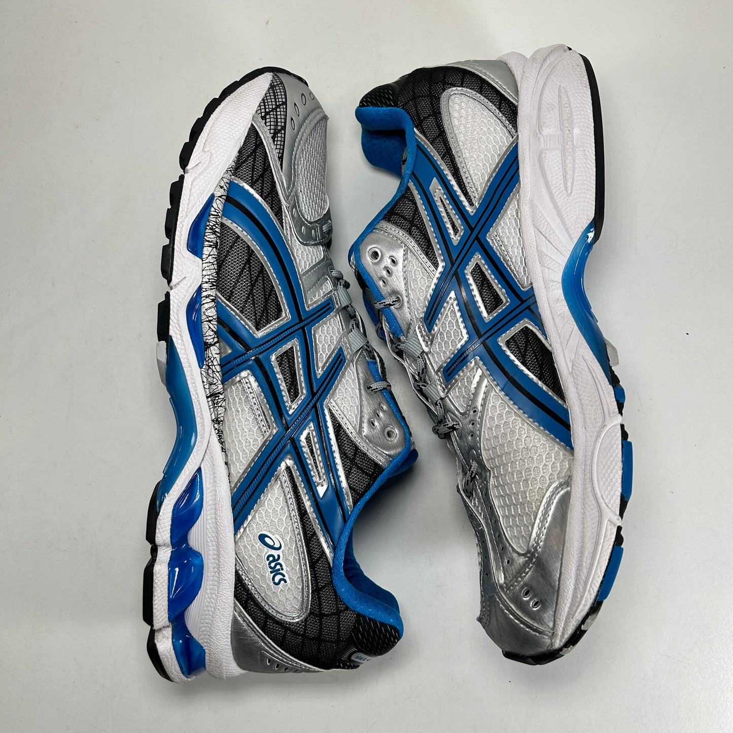 1203A543 101 ASICS Gel-Nimbus 10.1 White Directoire Blue [USED] - 10 M (Used) (Replace Box)